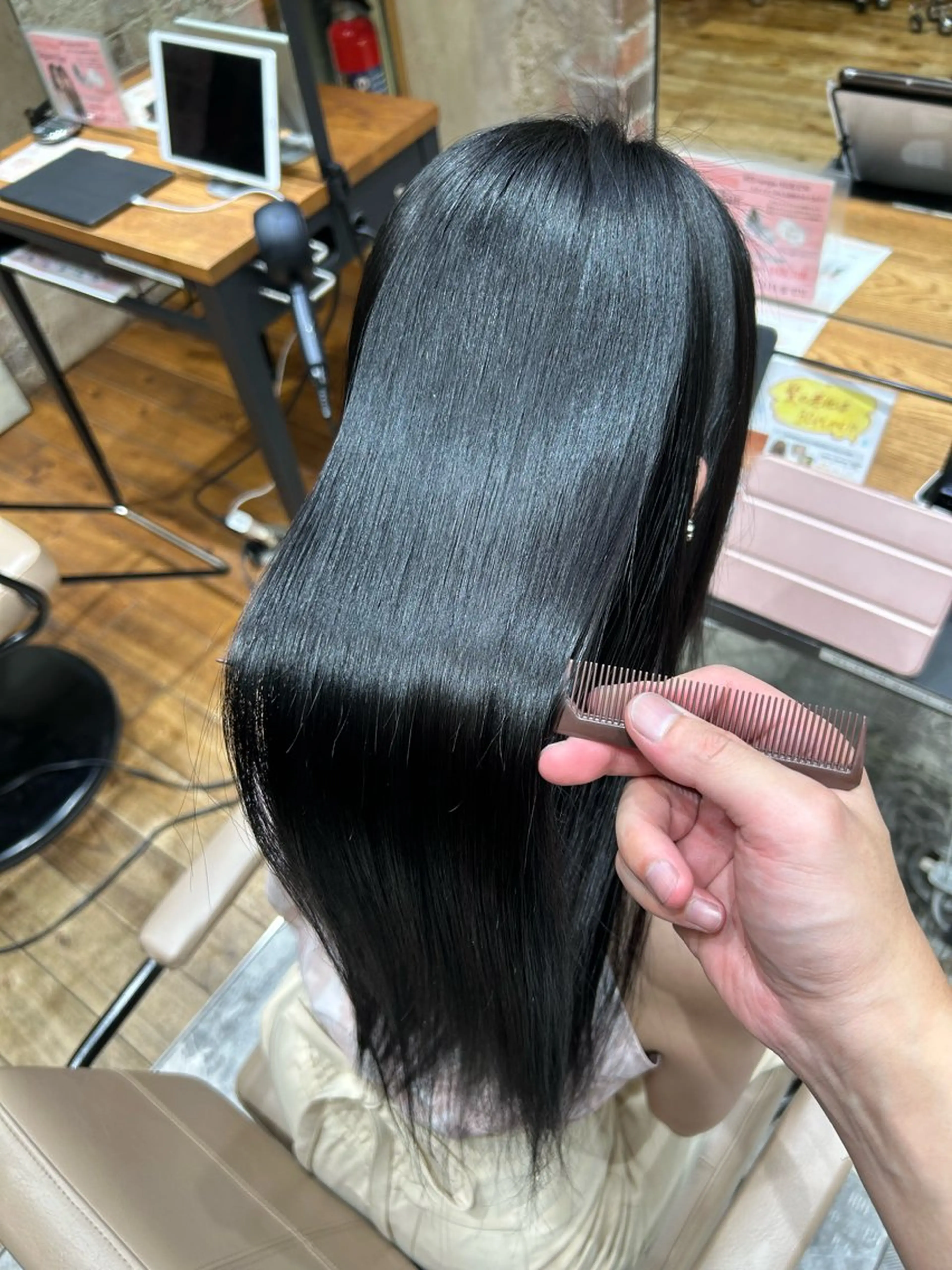 ロング カラー パーマ カット ヘアカラー 縮毛矯正 トリートメント 新宿✨レイヤーカット 韓国ヘア/坂本亜裟海のヘアスタイル
