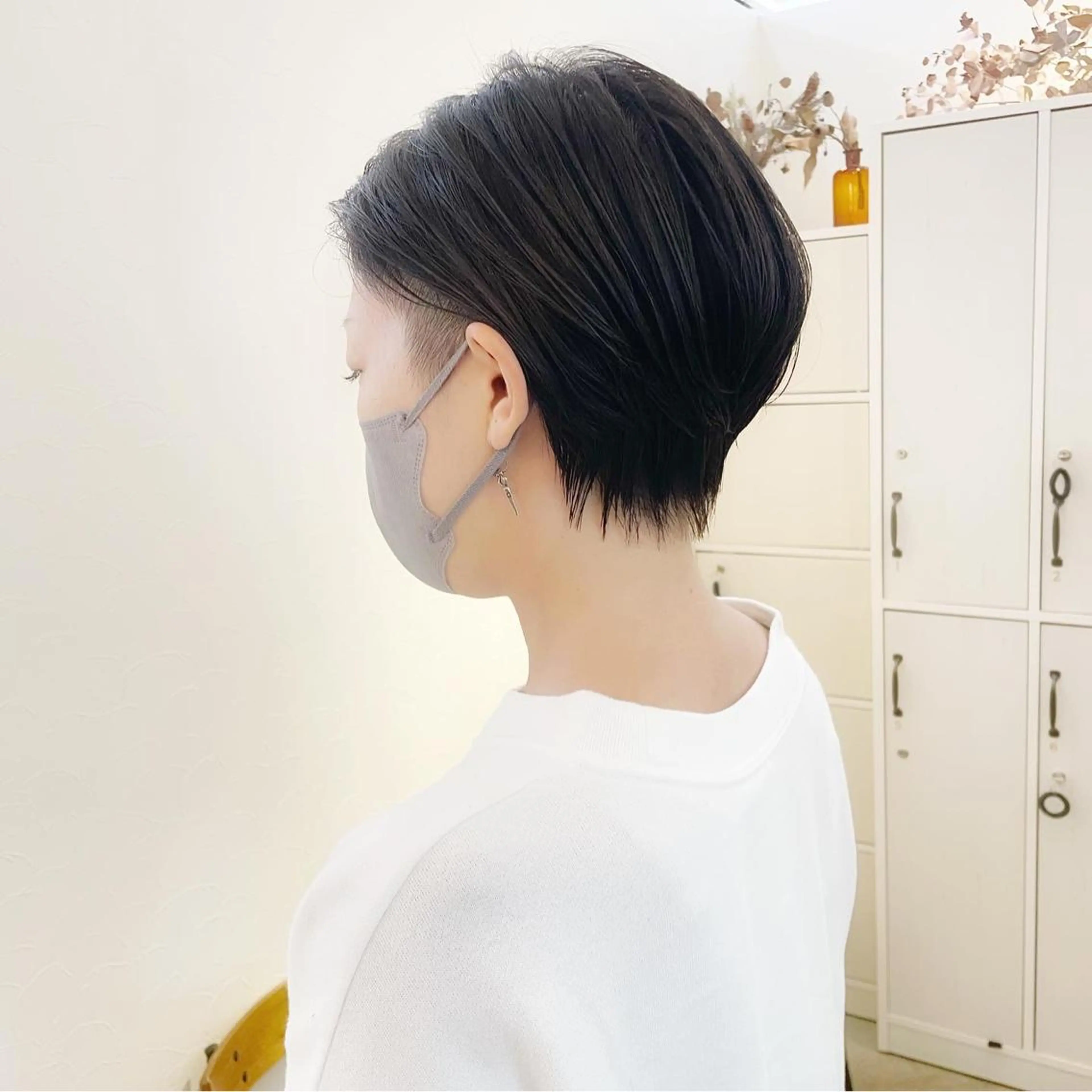 ショート カラー ショートボブ ハンサムショート ブリーチ ブリーチなしカラー ボブ カット ヘアカラー newline銀座所属・銀座ショート/ 大人ショート/金子涼のヘアスタイル