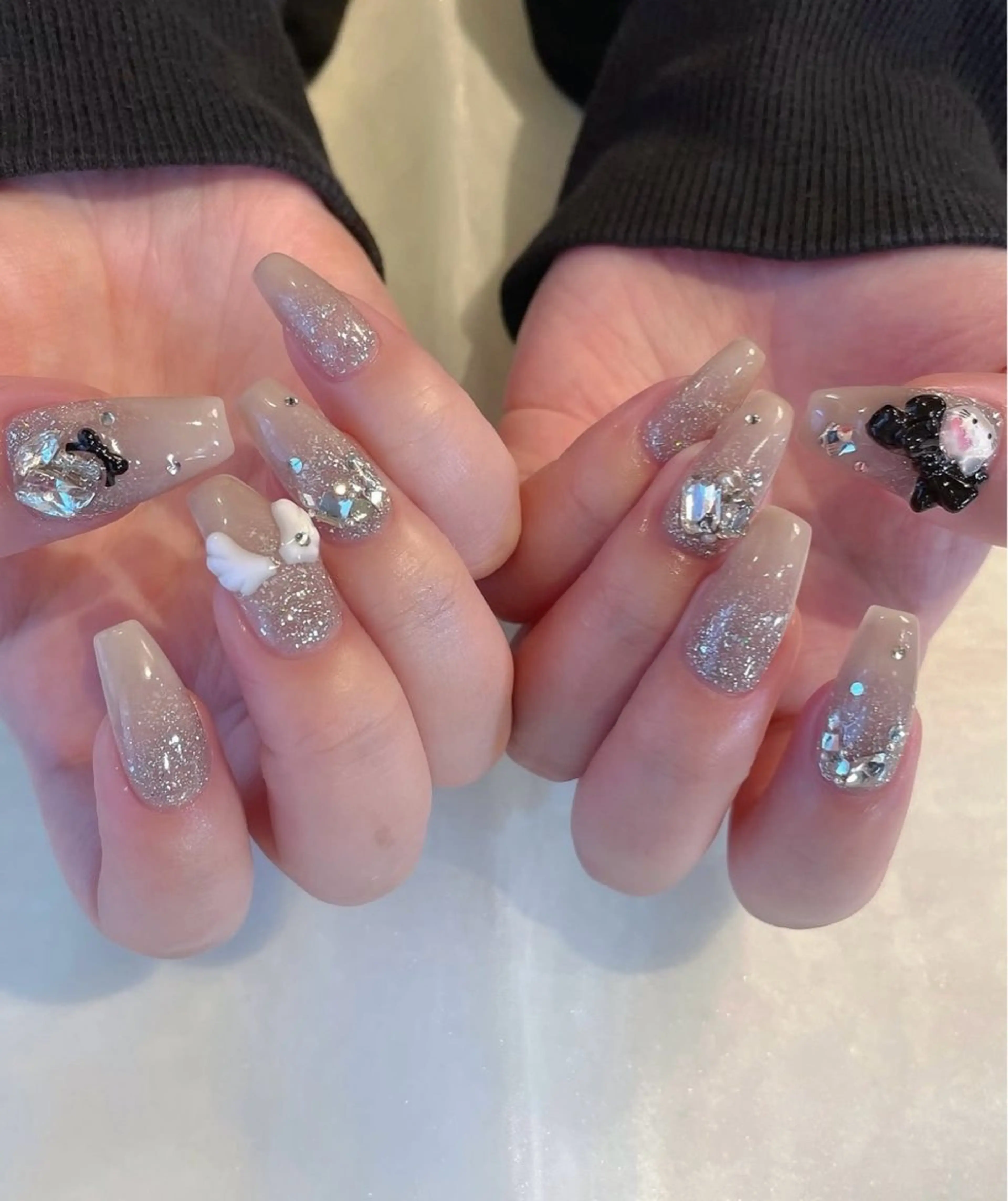 ネイル ハンドネイル BERA NAILSのネイルデザイン