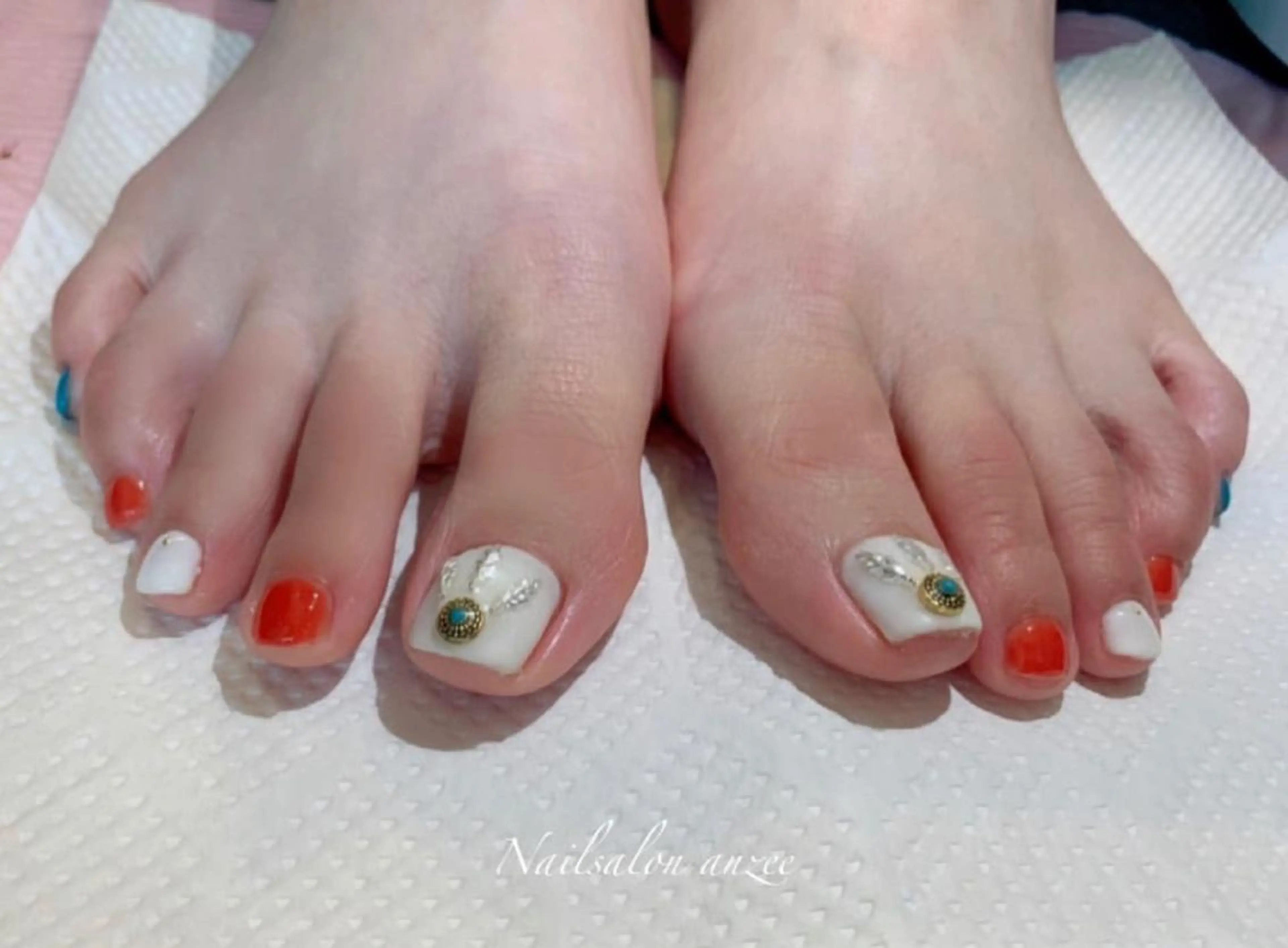 ミディアム sp anzeeのネイルデザイン