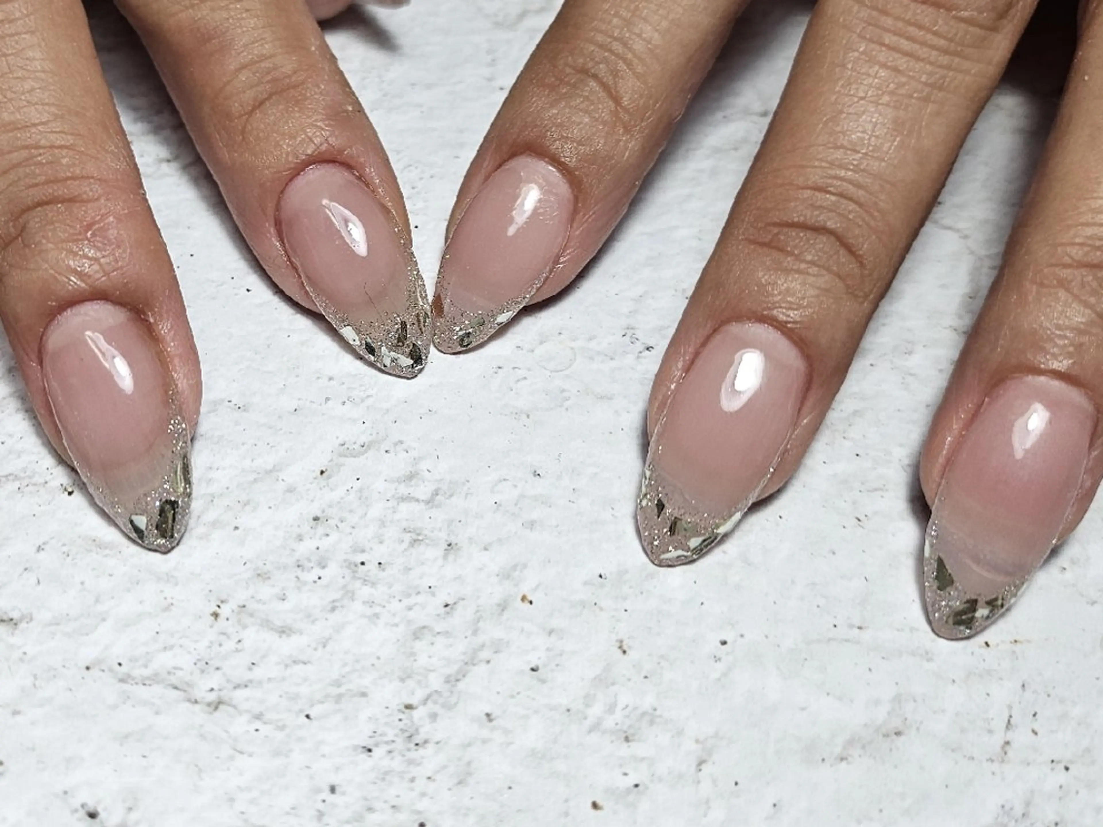 ネイル フラッシュネイル フレンチネイル ジェルネイル ガラスフレンチ キラキラネイル ハンドネイル Noah'snail   のネイルデザイン