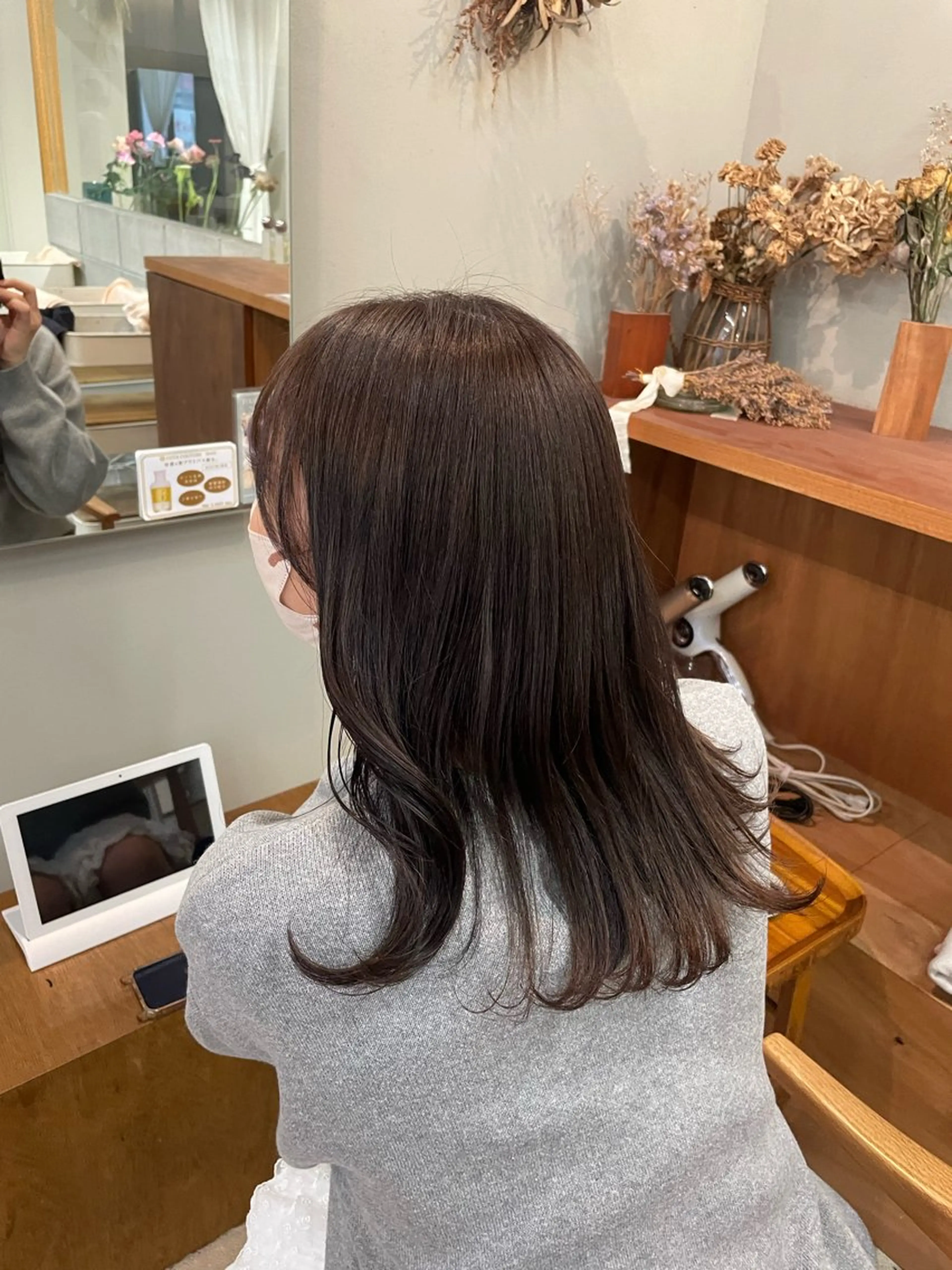 ミディアム カット ヘアカラー トリートメント 🪷花屋併設🪷 山下悠月のヘアスタイル