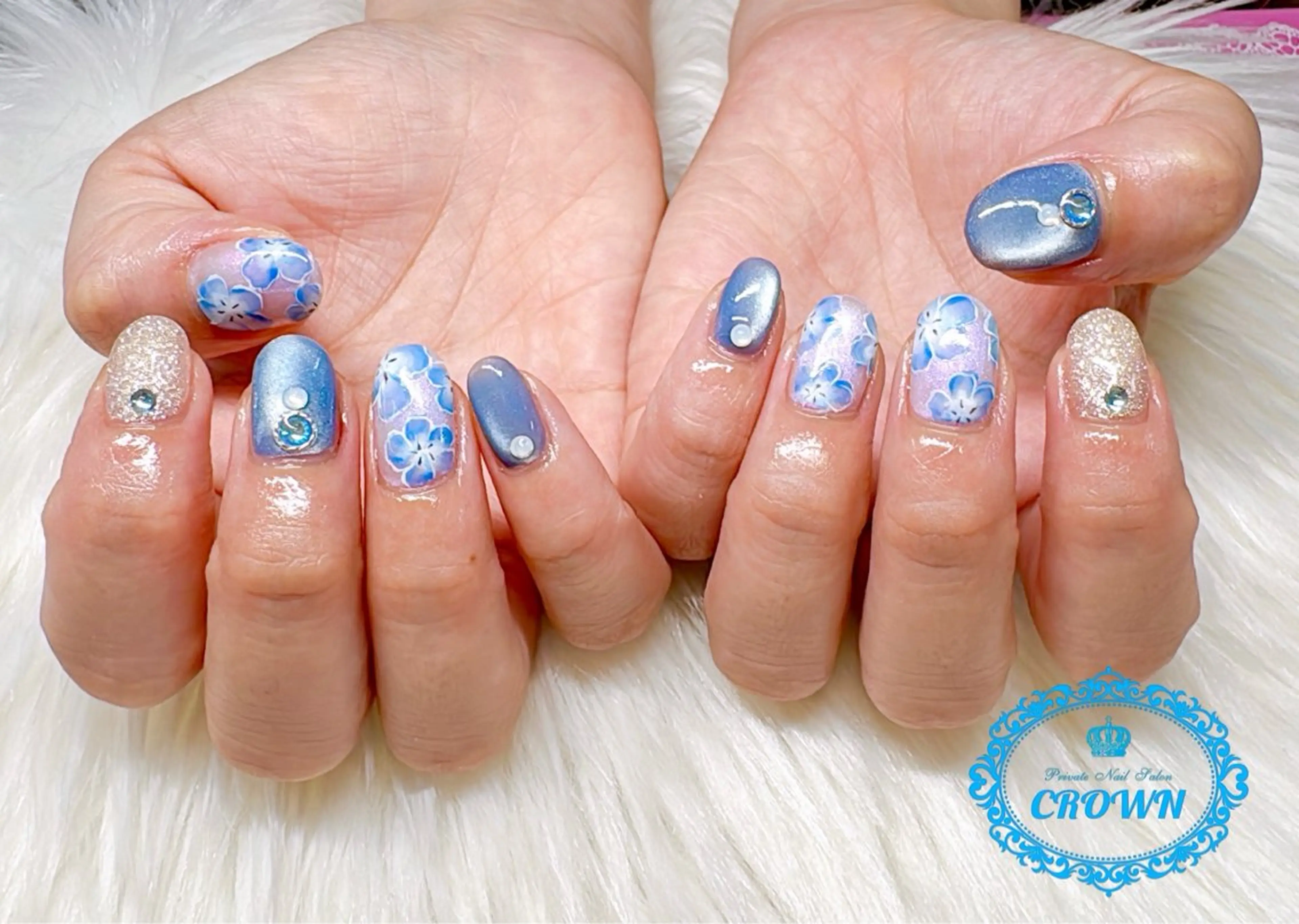 ネイル CROWN プライベートサロンのネイルデザイン