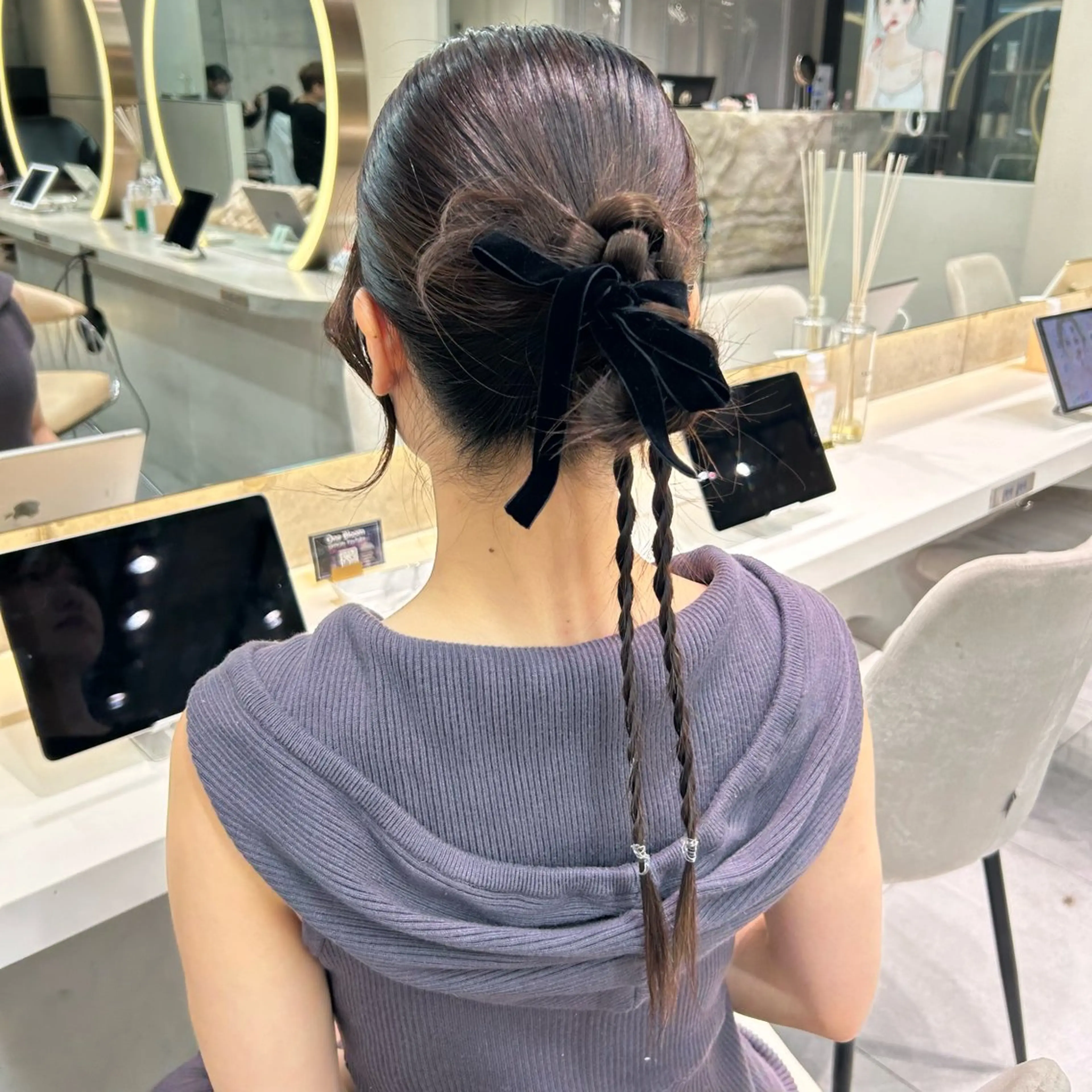 ヘアアレンジ 成人式 結婚式・ブライダル デート 卒業式のヘアスタイル monaヘアアレンジ /ハイトーンのヘアスタイル