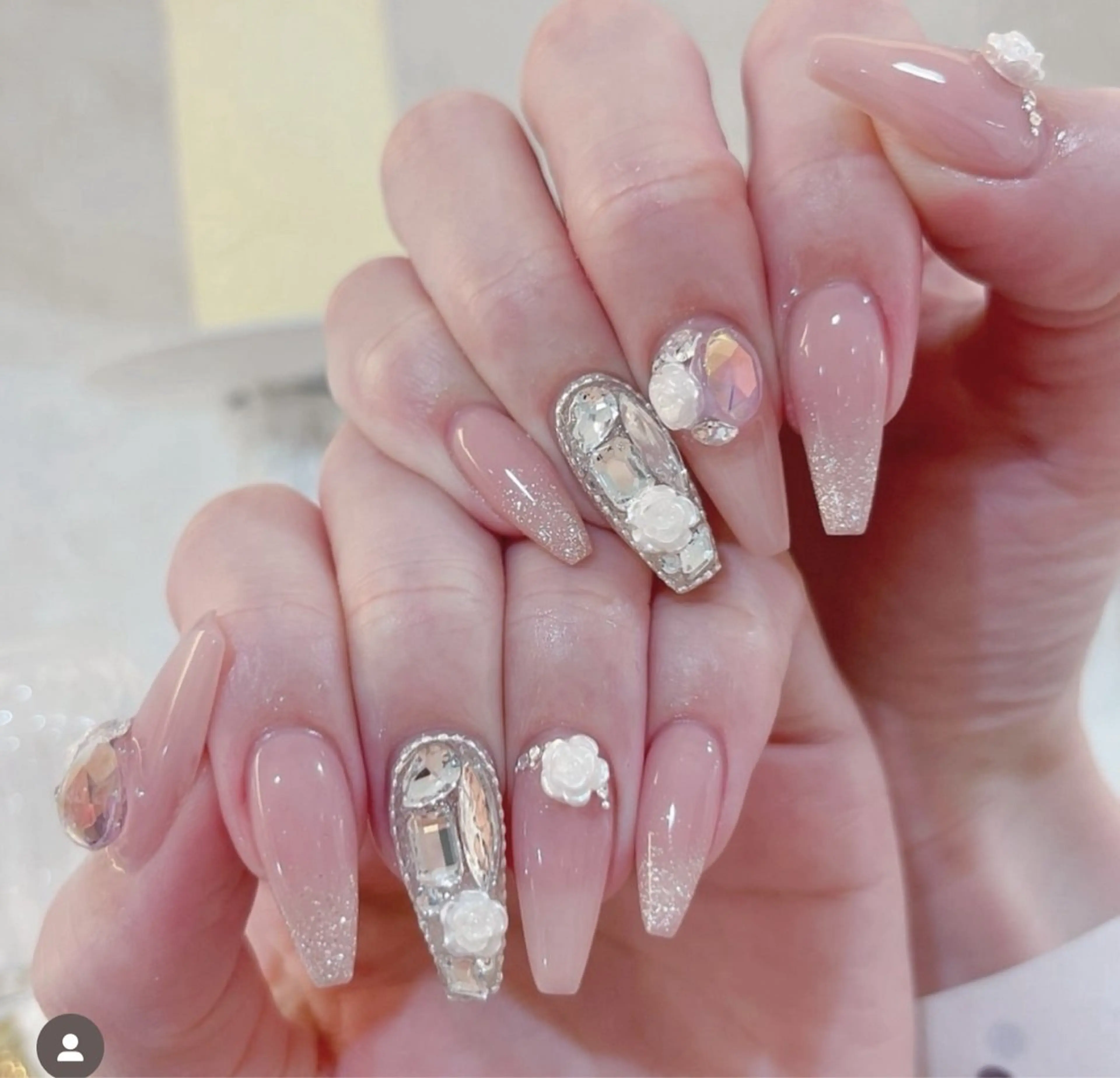 ネイル ジェルネイル 韓国ネイル マグネットネイル ネイルチップ 冬ネイル ハンドネイル Lenie Nailのネイルデザイン
