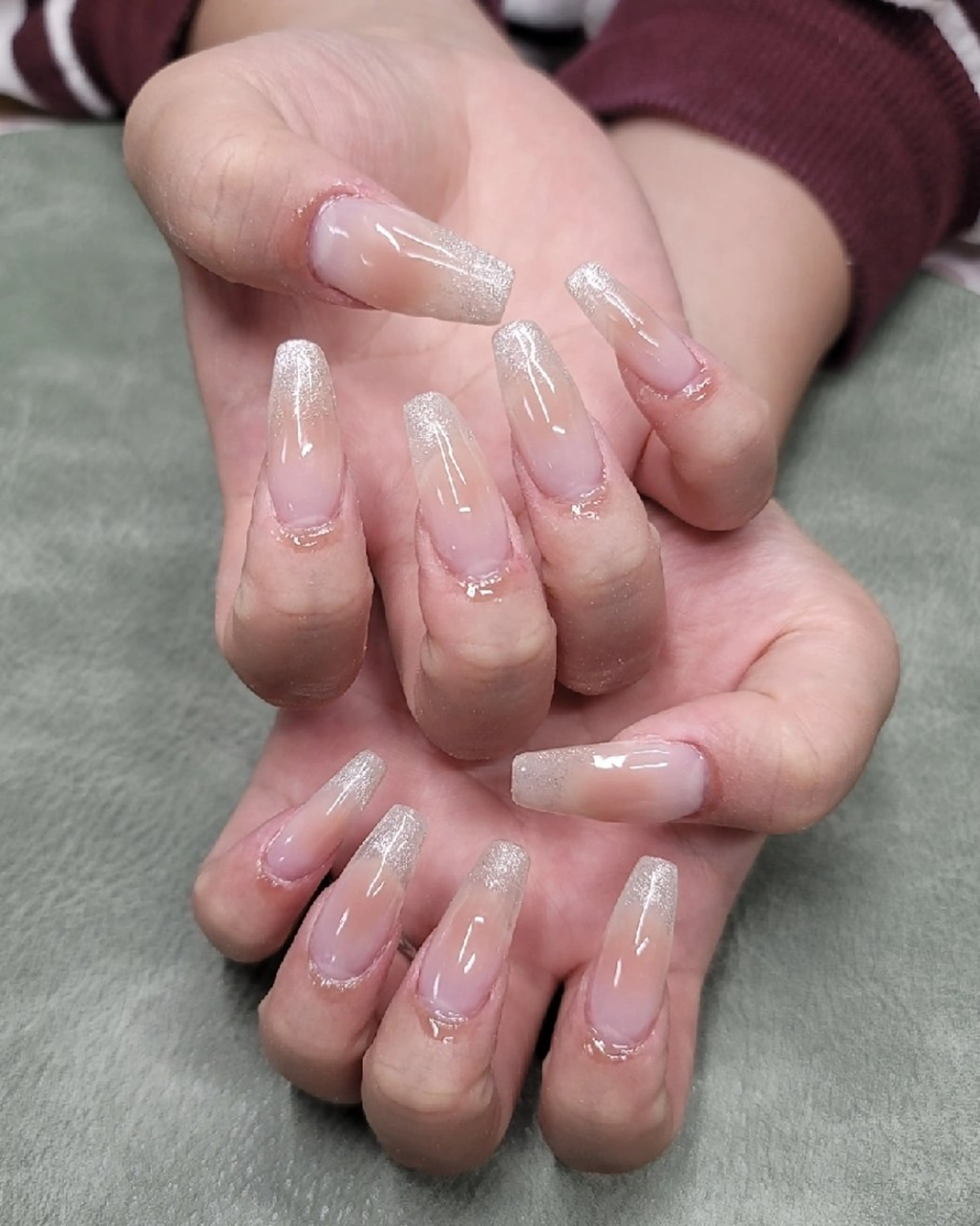 ネイル チークネイル グラデーション マグネットネイル nailsalon glow sayaのネイルデザイン