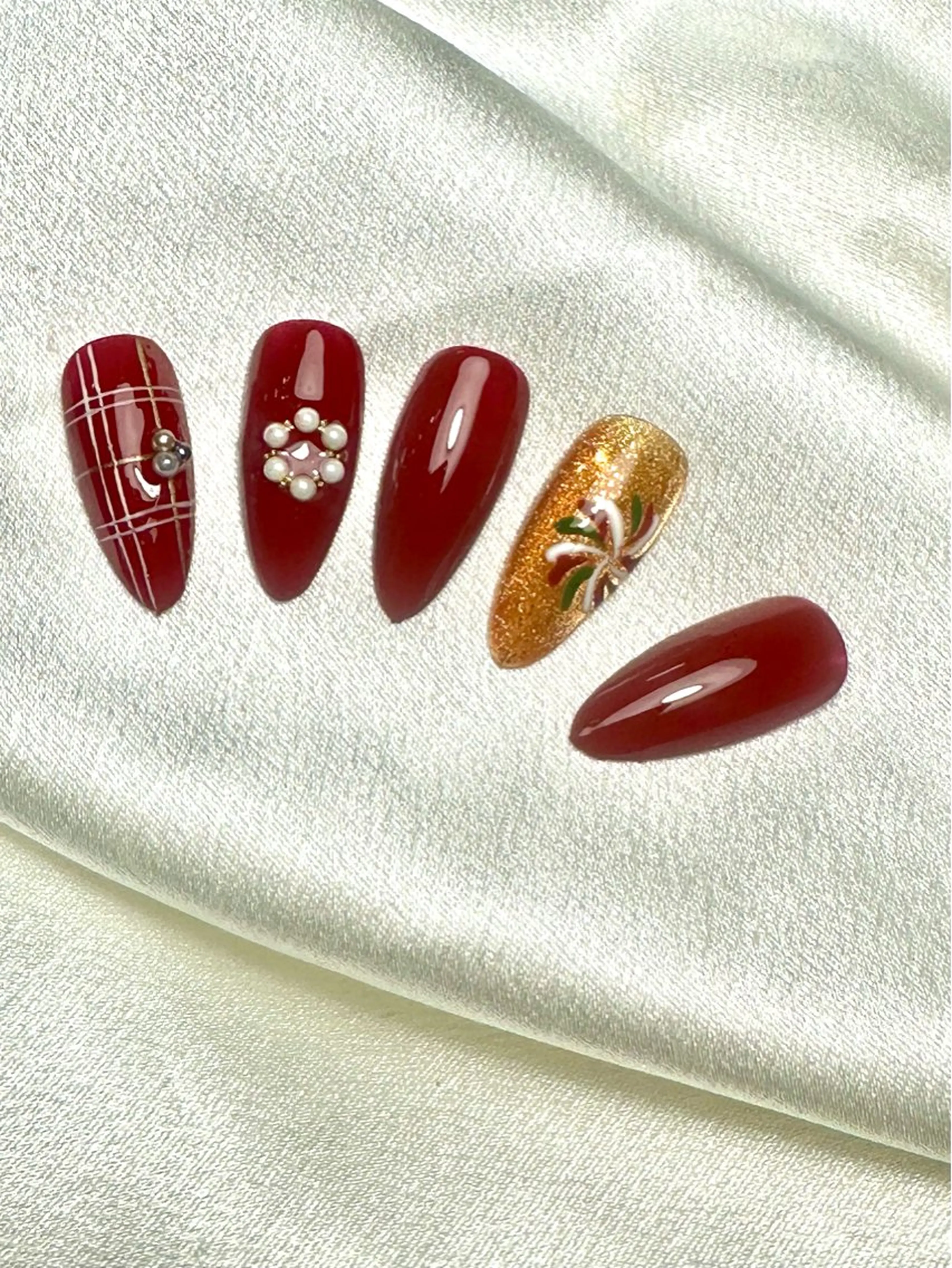 ネイル 冬ネイル クリスマス JUN   nail所属・横井那名 JUN NAILのネイルデザイン