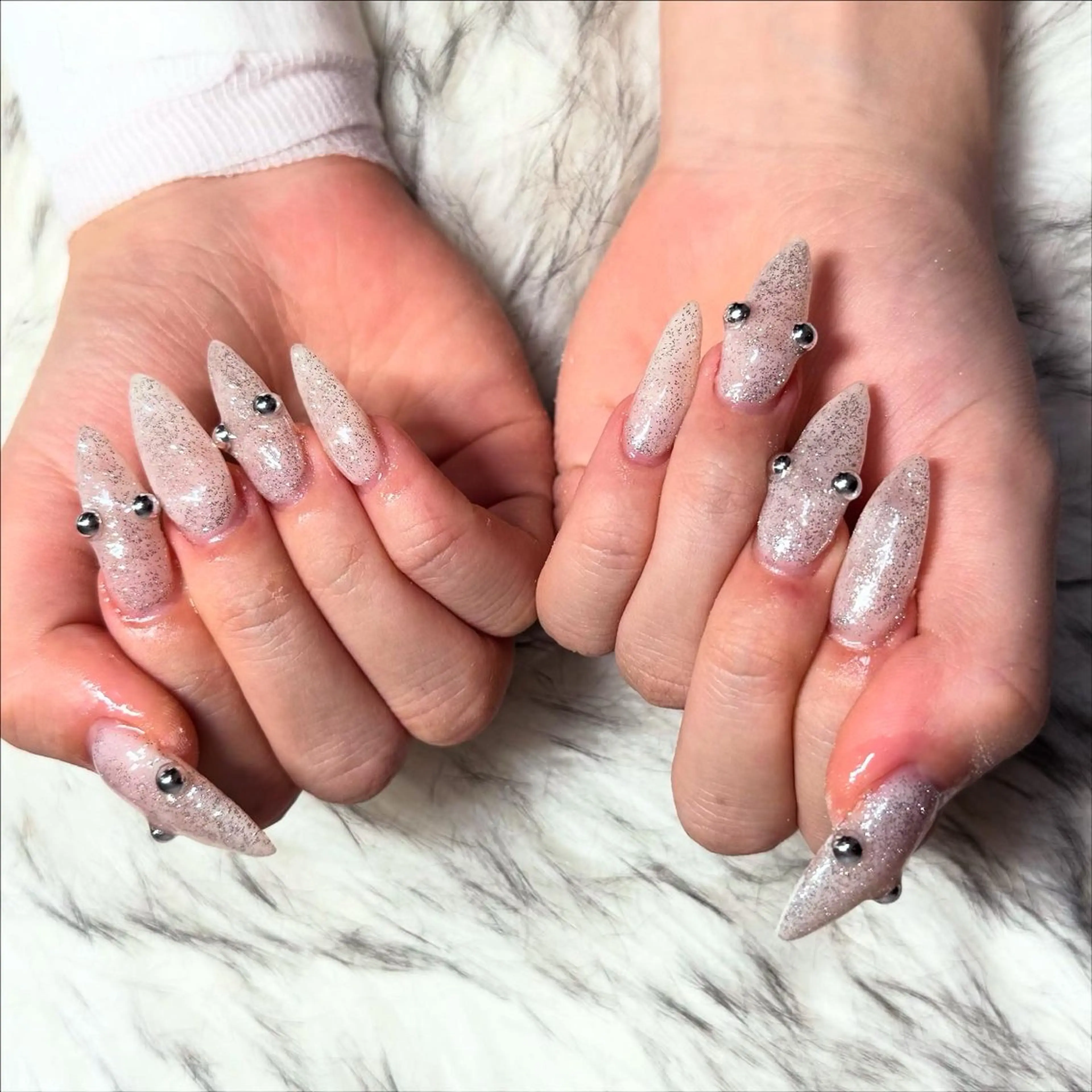 ロング ハンドネイル mao .のネイルデザイン