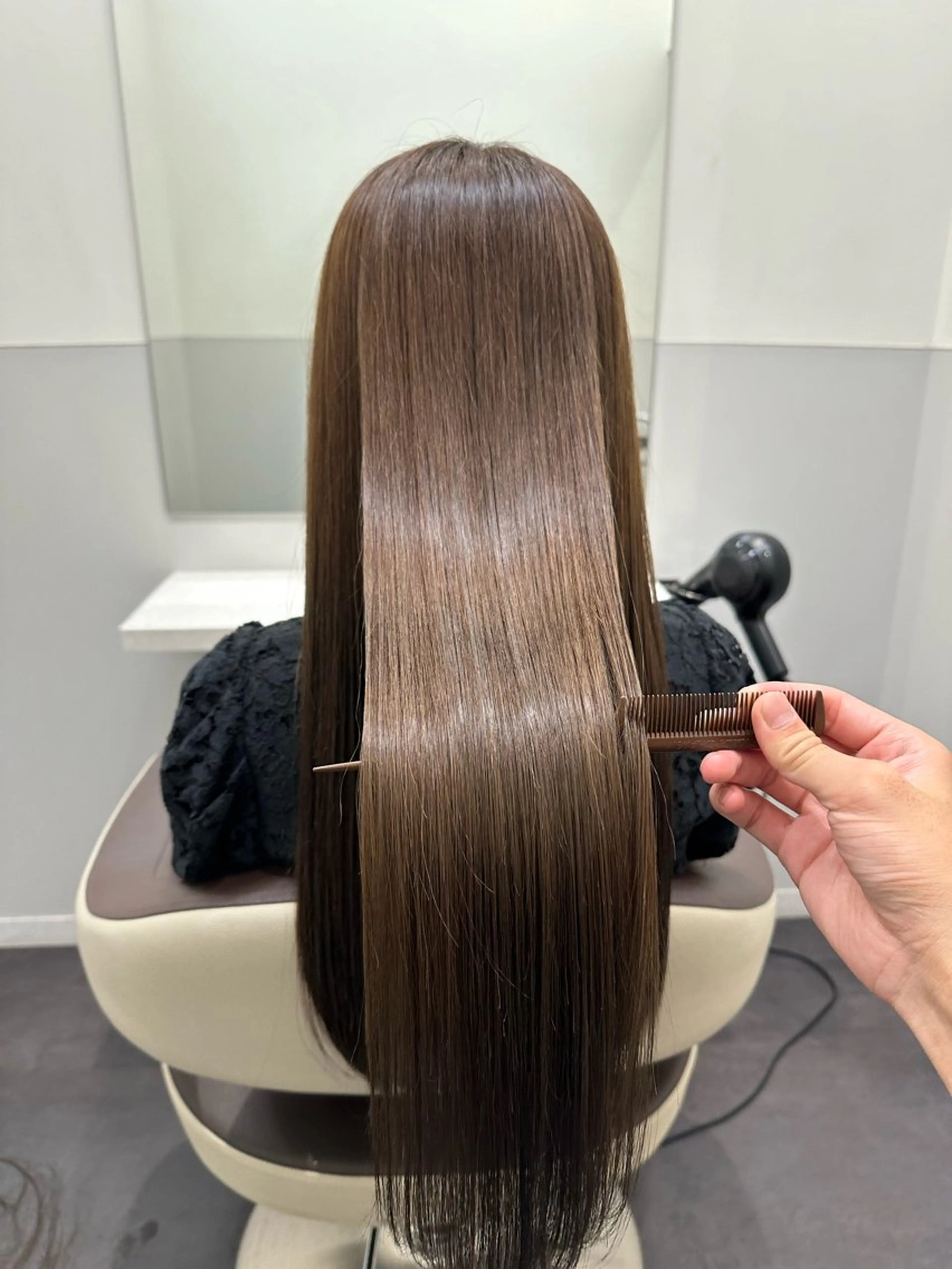 ロング カラー ブラウンカラー トリートメント カット ヘアカラー トリートメント 【レイヤー/韓国風 /髪質改善】RINのヘアスタイル