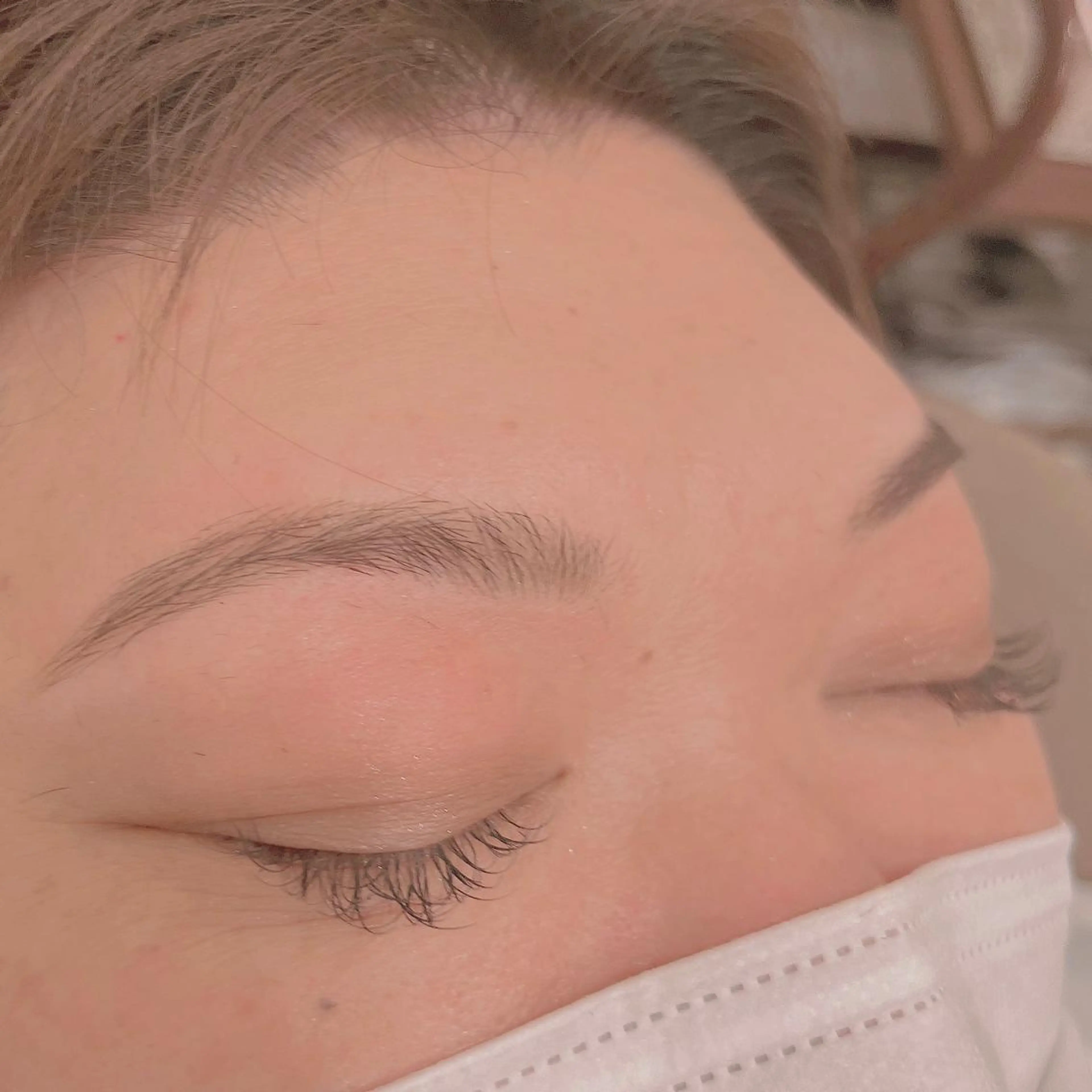 アイブロウ 沼畑 夢希のマツエク・マツパデザイン