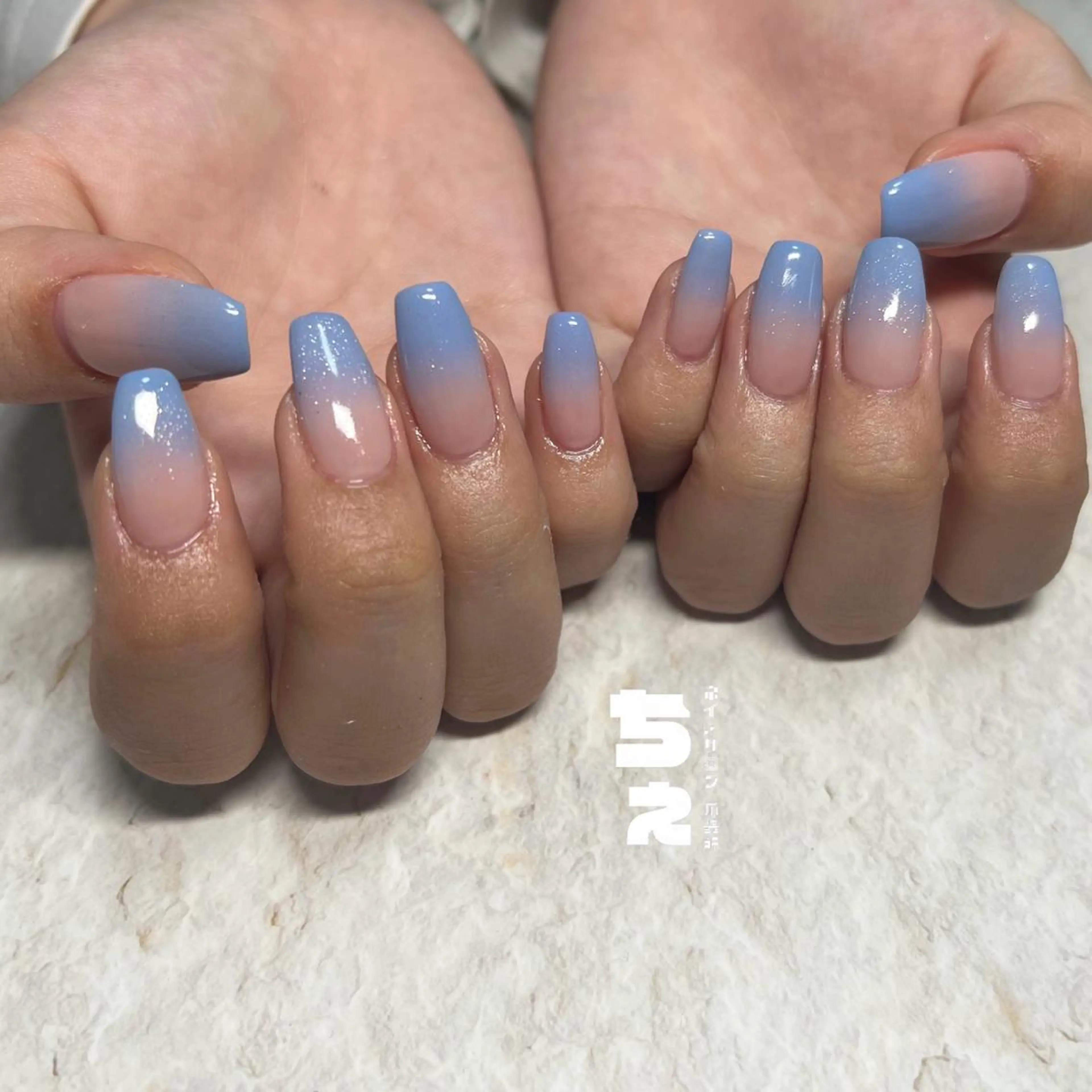 ネイル グラデーション マグネットネイル nail salon CHEのネイルデザイン
