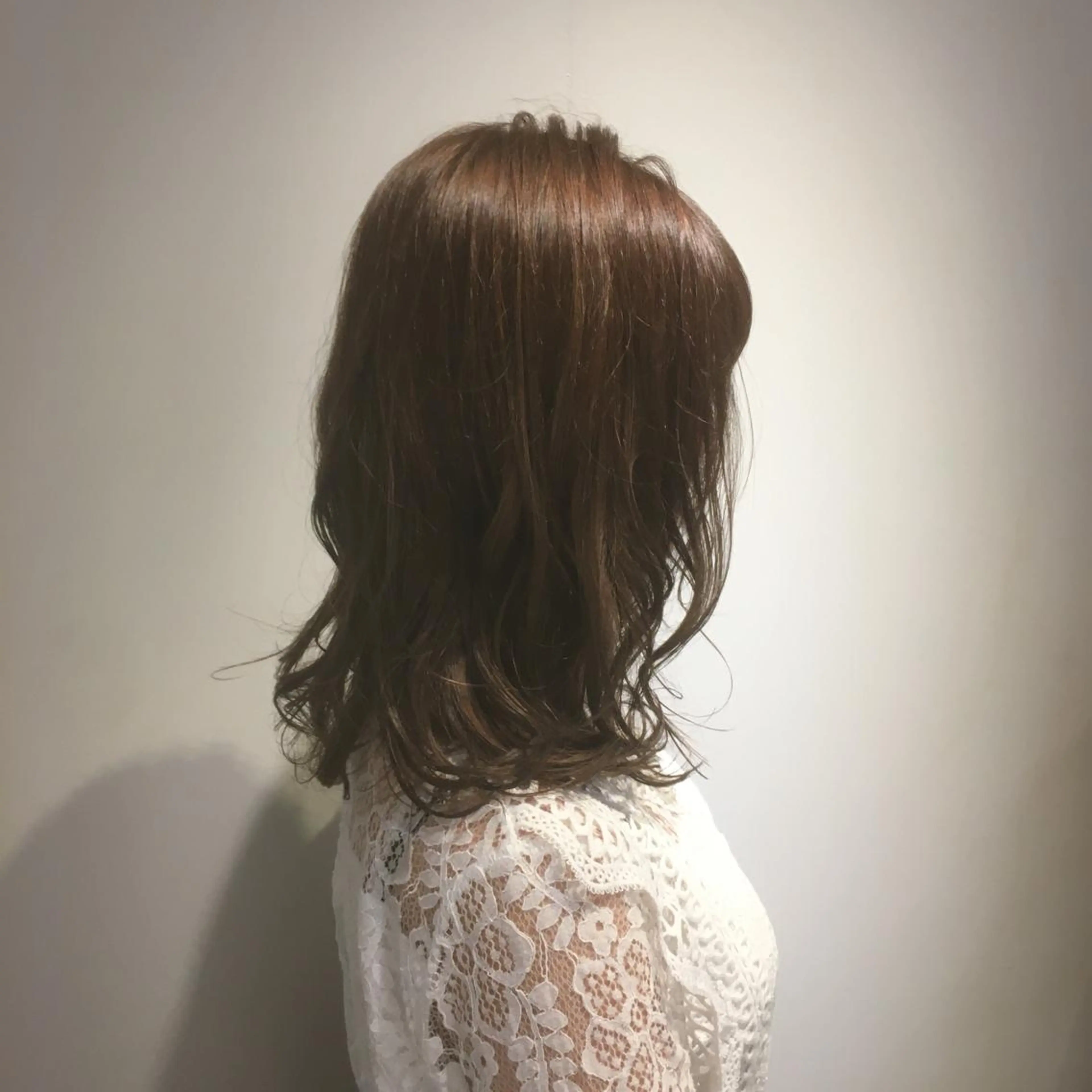 セミロング カラー カット ヘアカラー トリートメント しのはら まどかのヘアスタイル