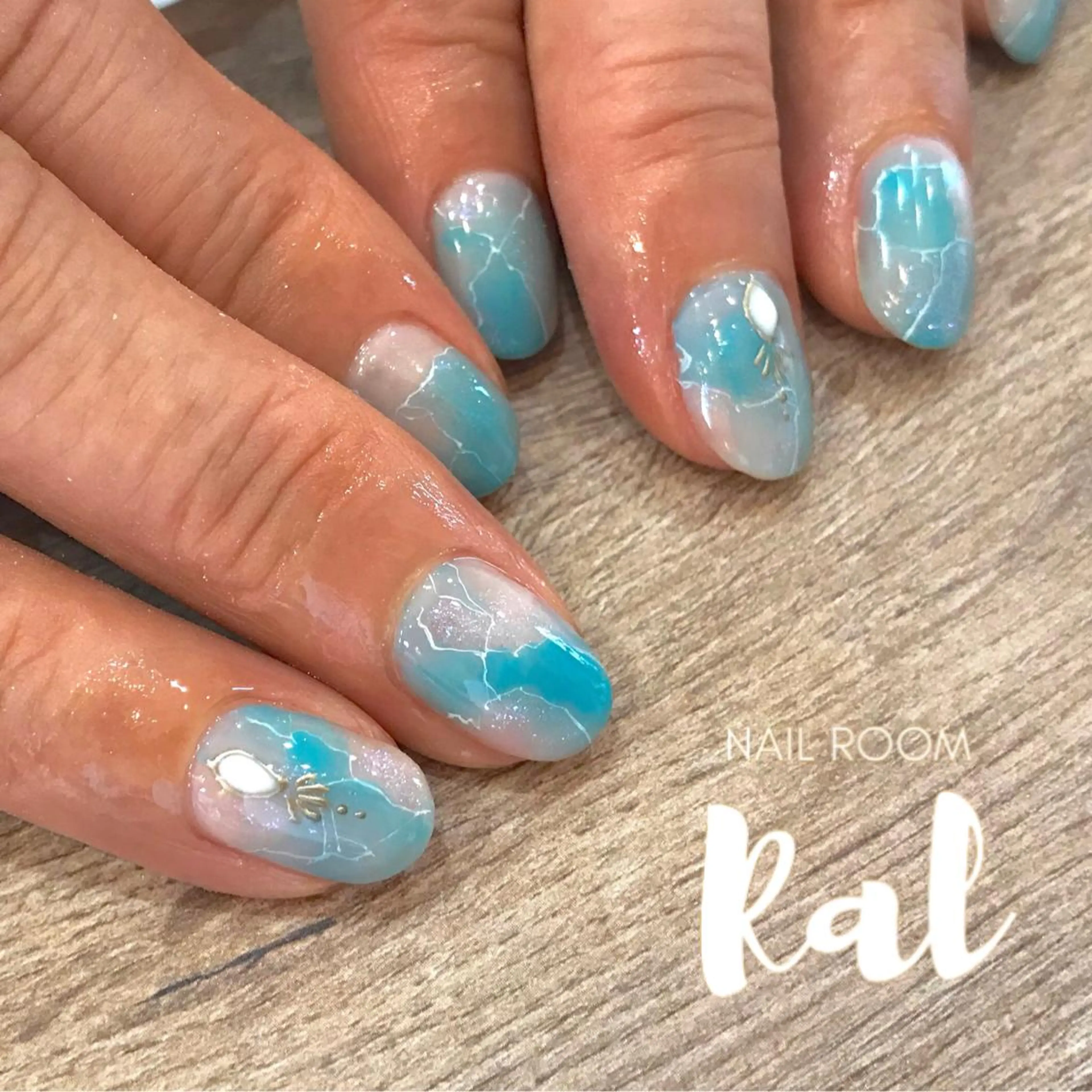 ネイル 山本 友理のネイルデザイン