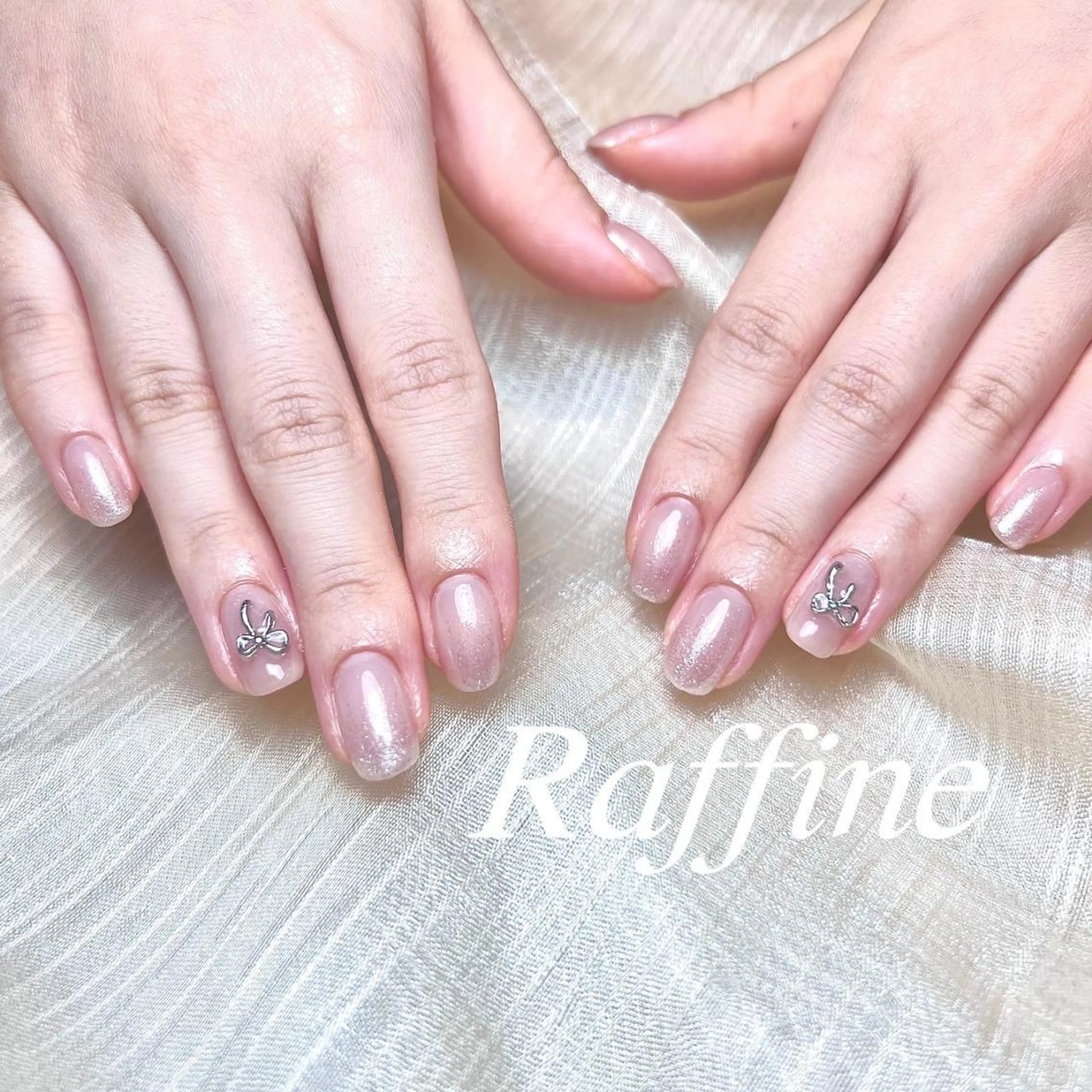 ネイル RAFFINE 月🦋🩵のネイルデザイン