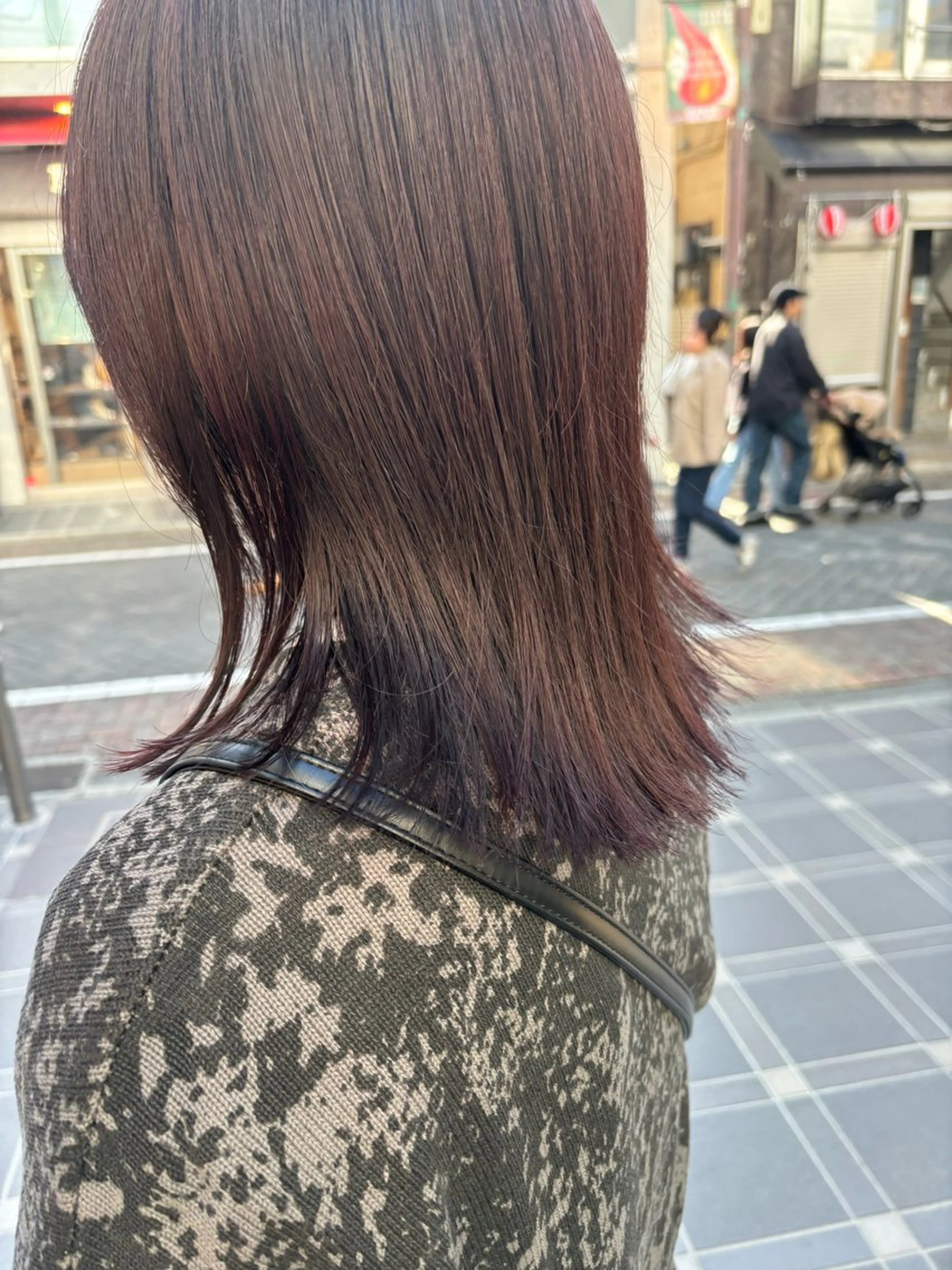 ミディアム カラー 池田理紗/メンズ カット/切りっぱなしのヘアスタイル