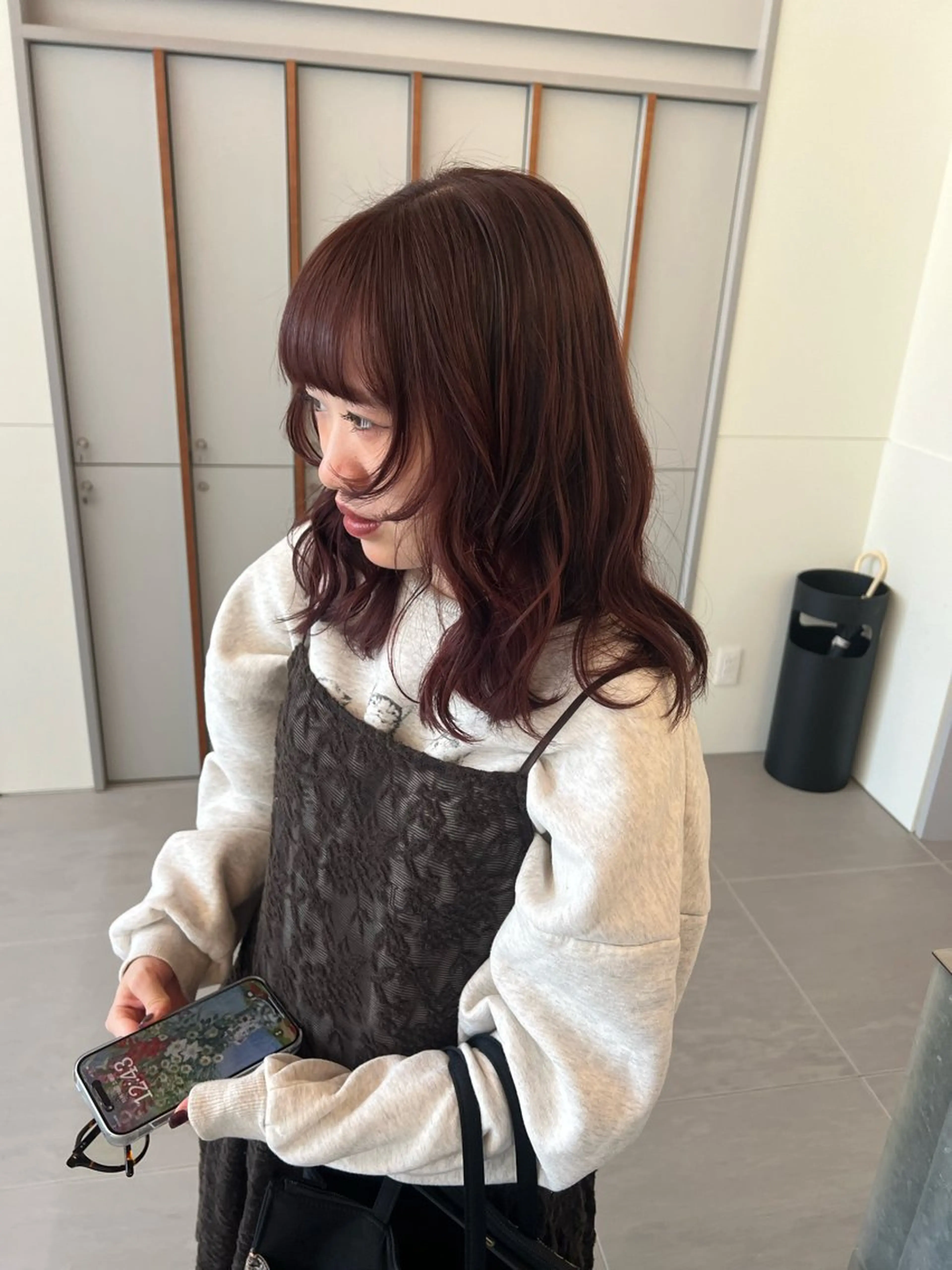 ミディアム LORENAO所属・マロベージュ rinaのヘアスタイル