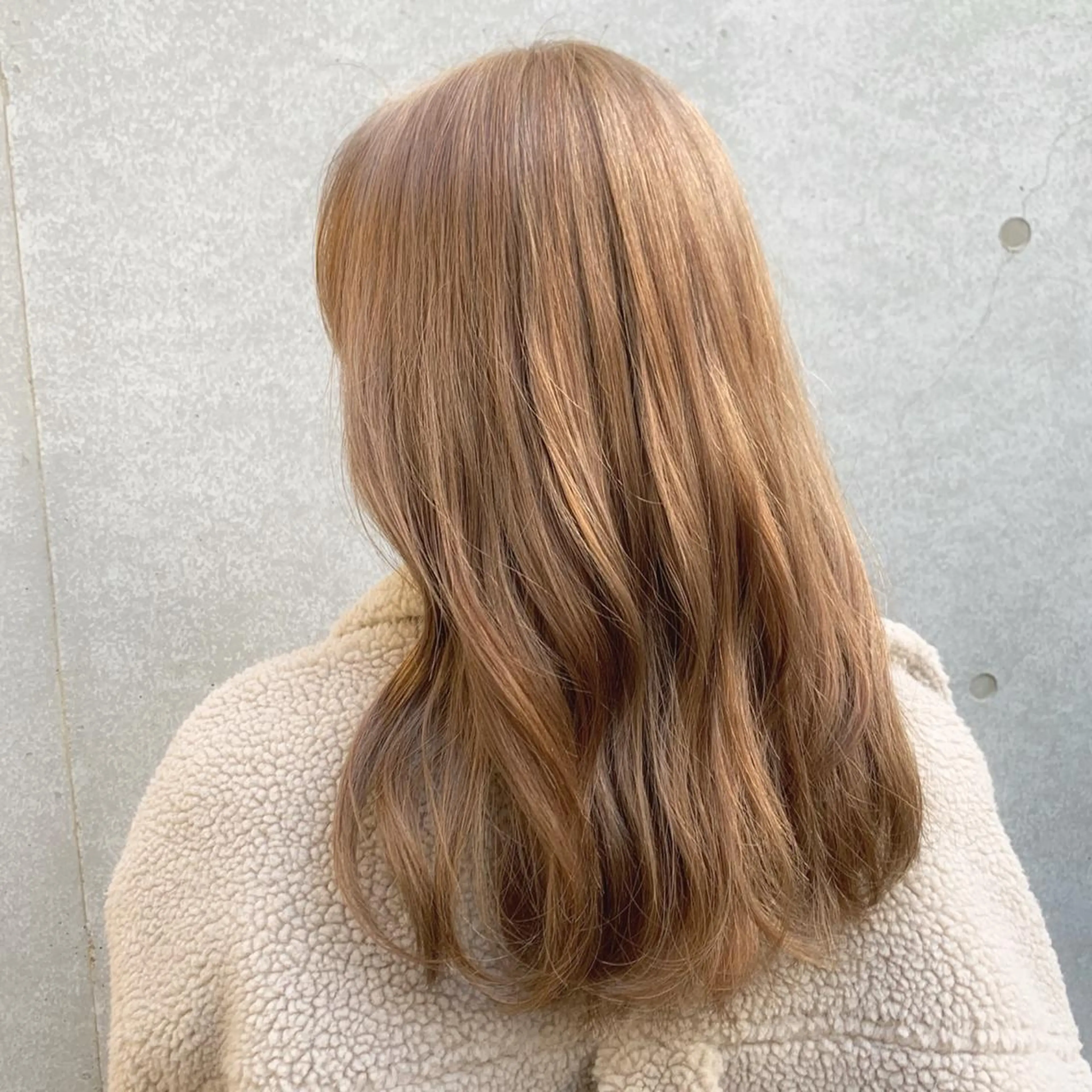 ロング カラー ヘアアレンジ ベージュカラー ミルクティーベージュ 🍒暖色✖️レイヤー ／Haruna🍒のヘアスタイル