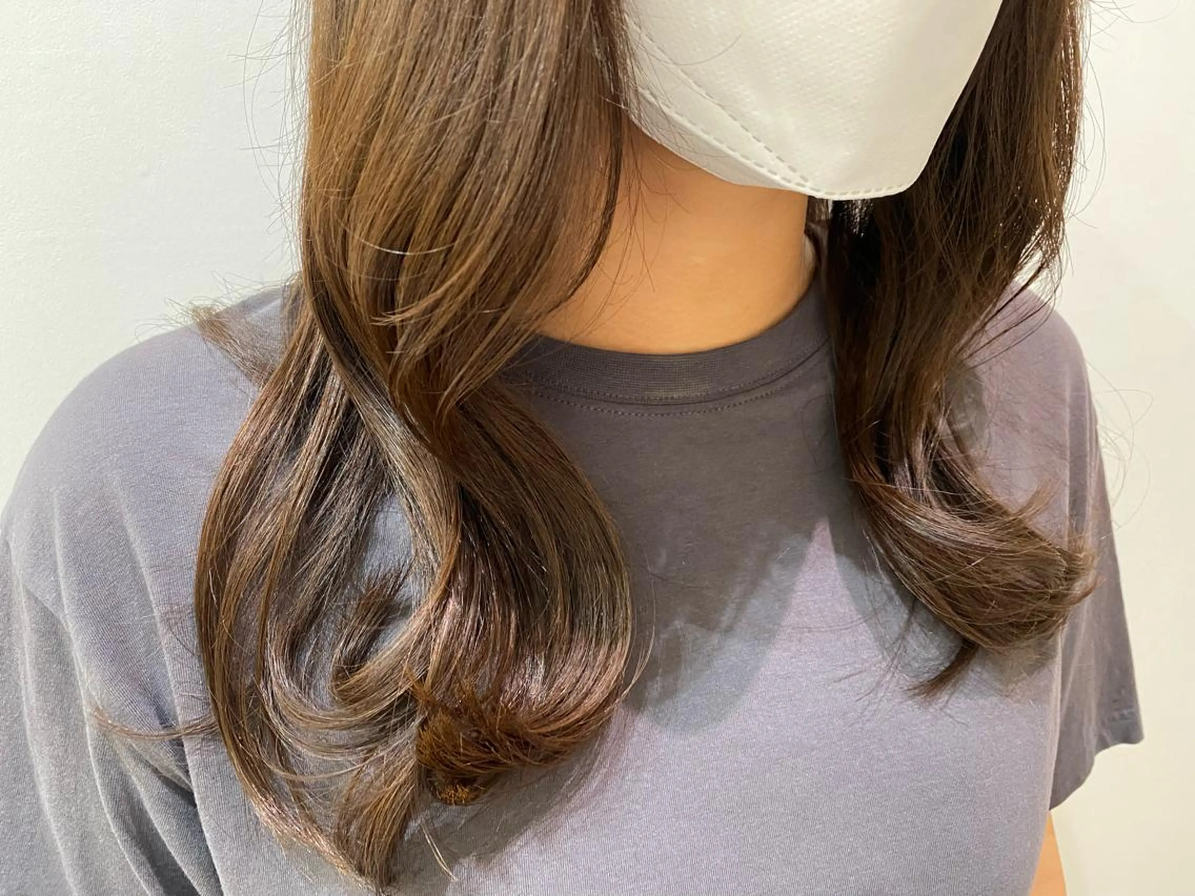 ロング カラー アッシュ 透明感カラー イルミナカラー ロング カット ヘアカラー トリートメント ヘッドスパ CARICIA🌱 masaeのヘアスタイル