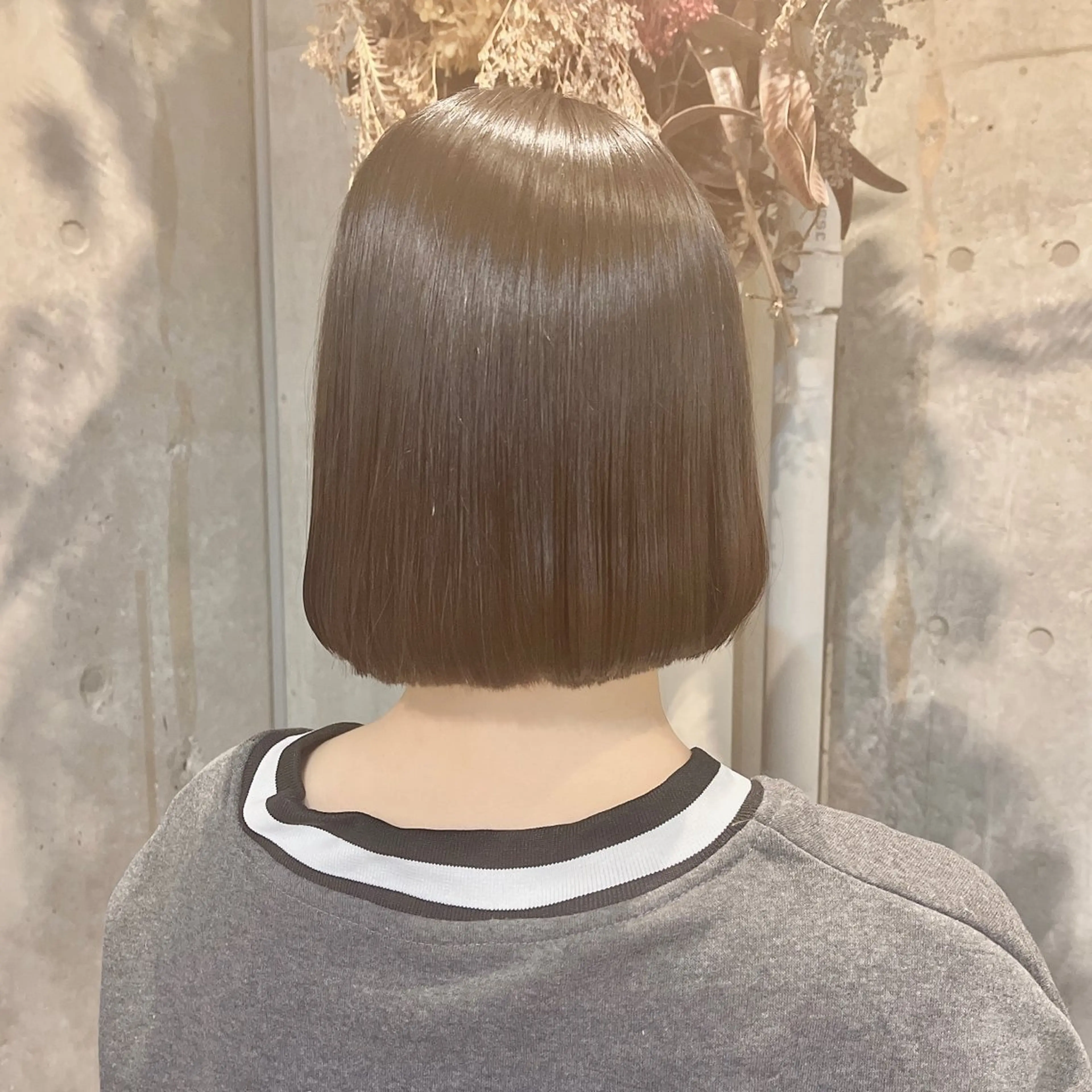 ショート カラー 黒髪 ブルーカラー ブルーブラック ボブ トリートメント カット 藤澤 夏実/インナーカラーのヘアスタイル