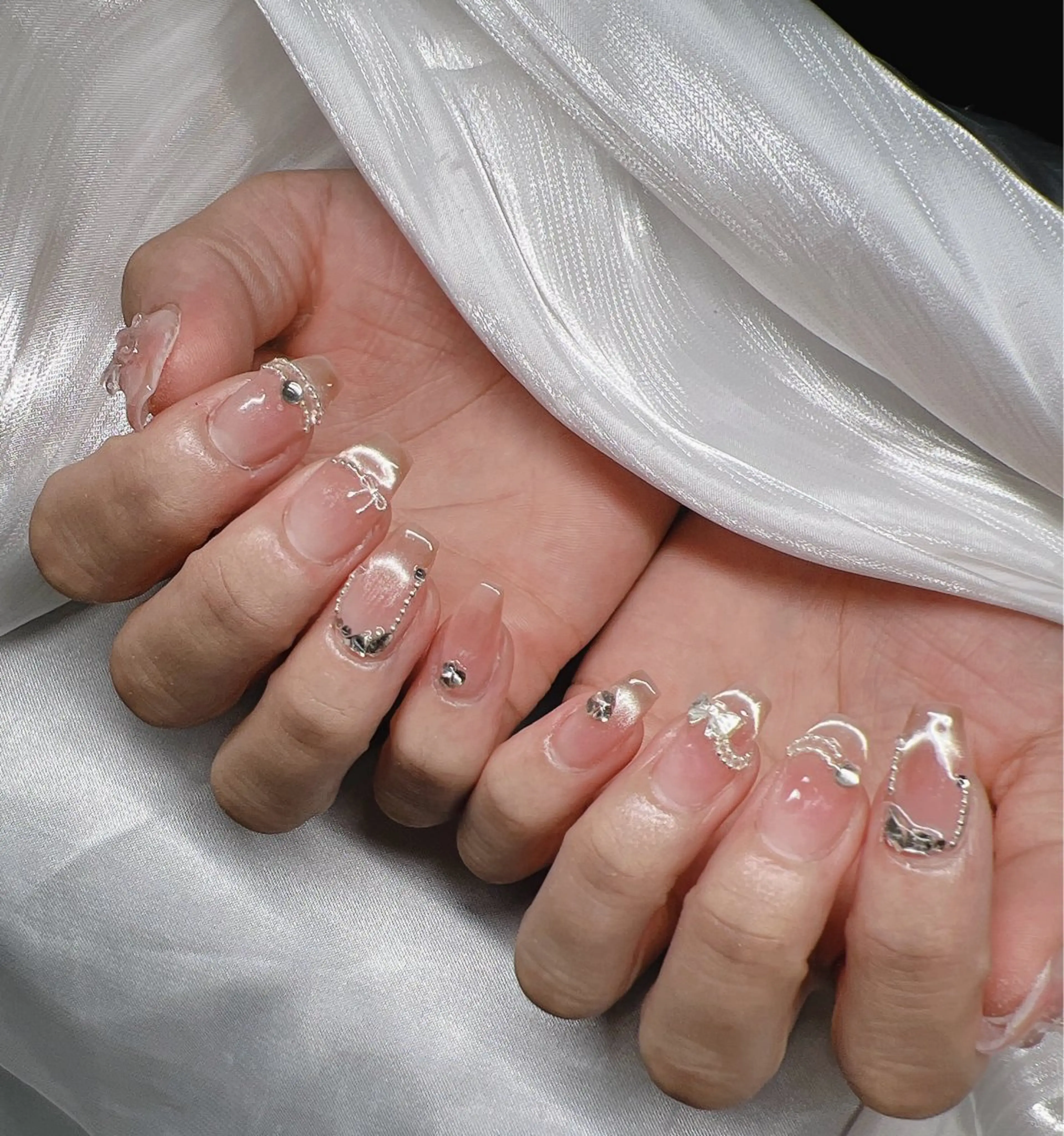 ネイル ハンドネイル Lee Nailsのネイルデザイン