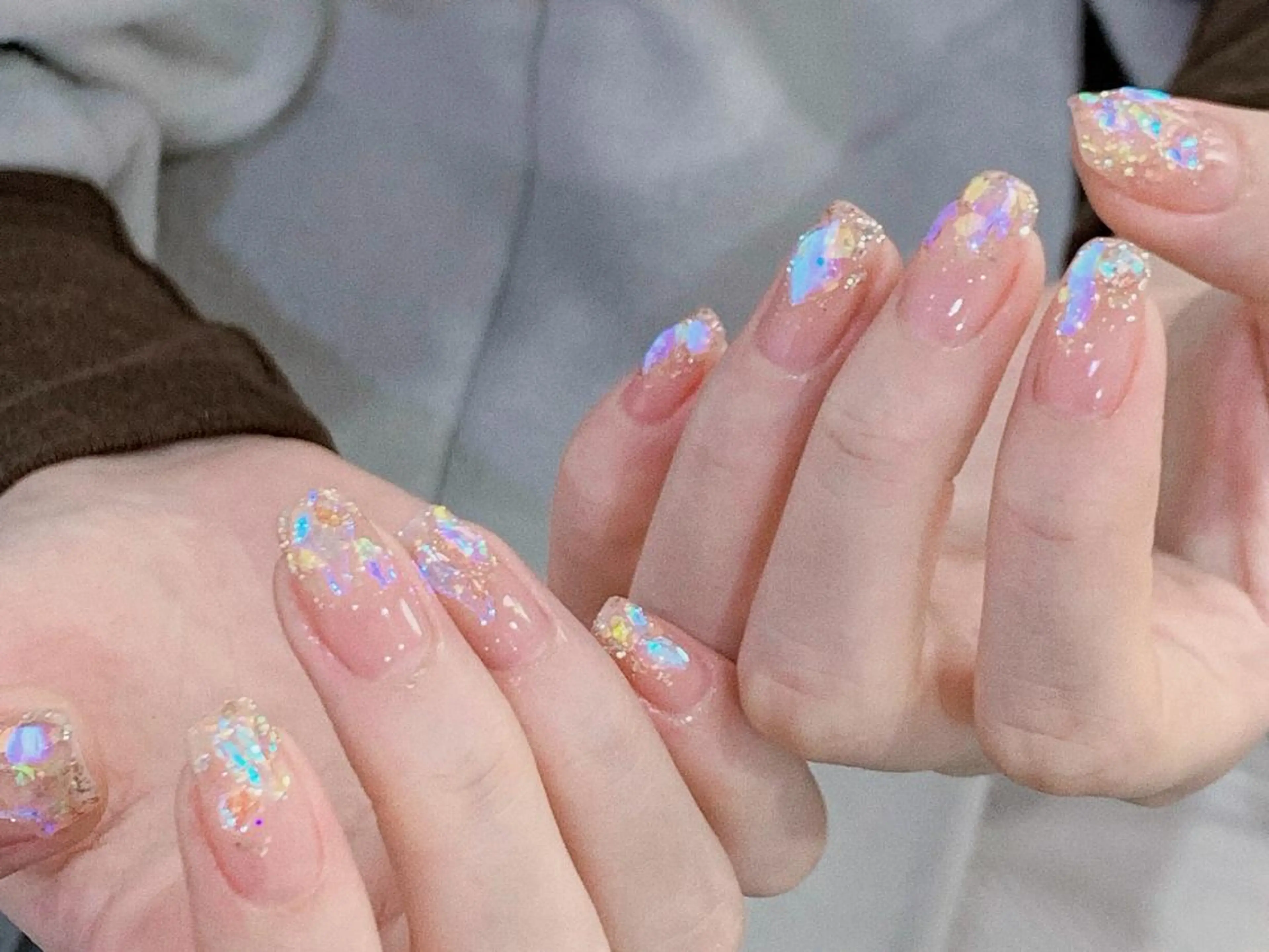 キラキラ✨ラメグラデーション（ベースクリア）＋氷ストーンつけ放題(20個までシンプルのみ)の写真