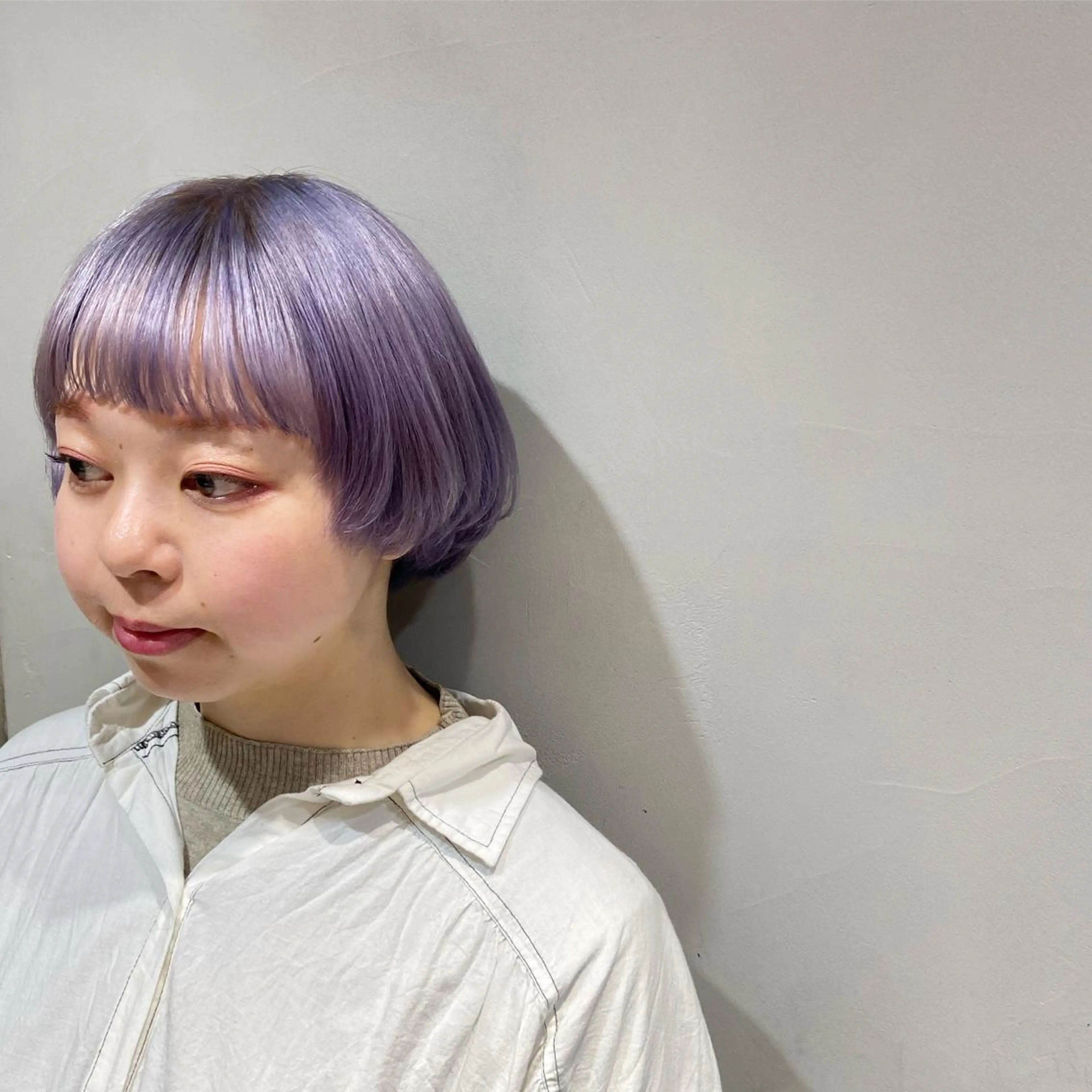 カラー アッシュ ブリーチ ケアブリーチ 透明感カラー ダブルカラー カジュアルを女っぽく 𝗮𝘆𝗮𝗰𝗼のヘアスタイル