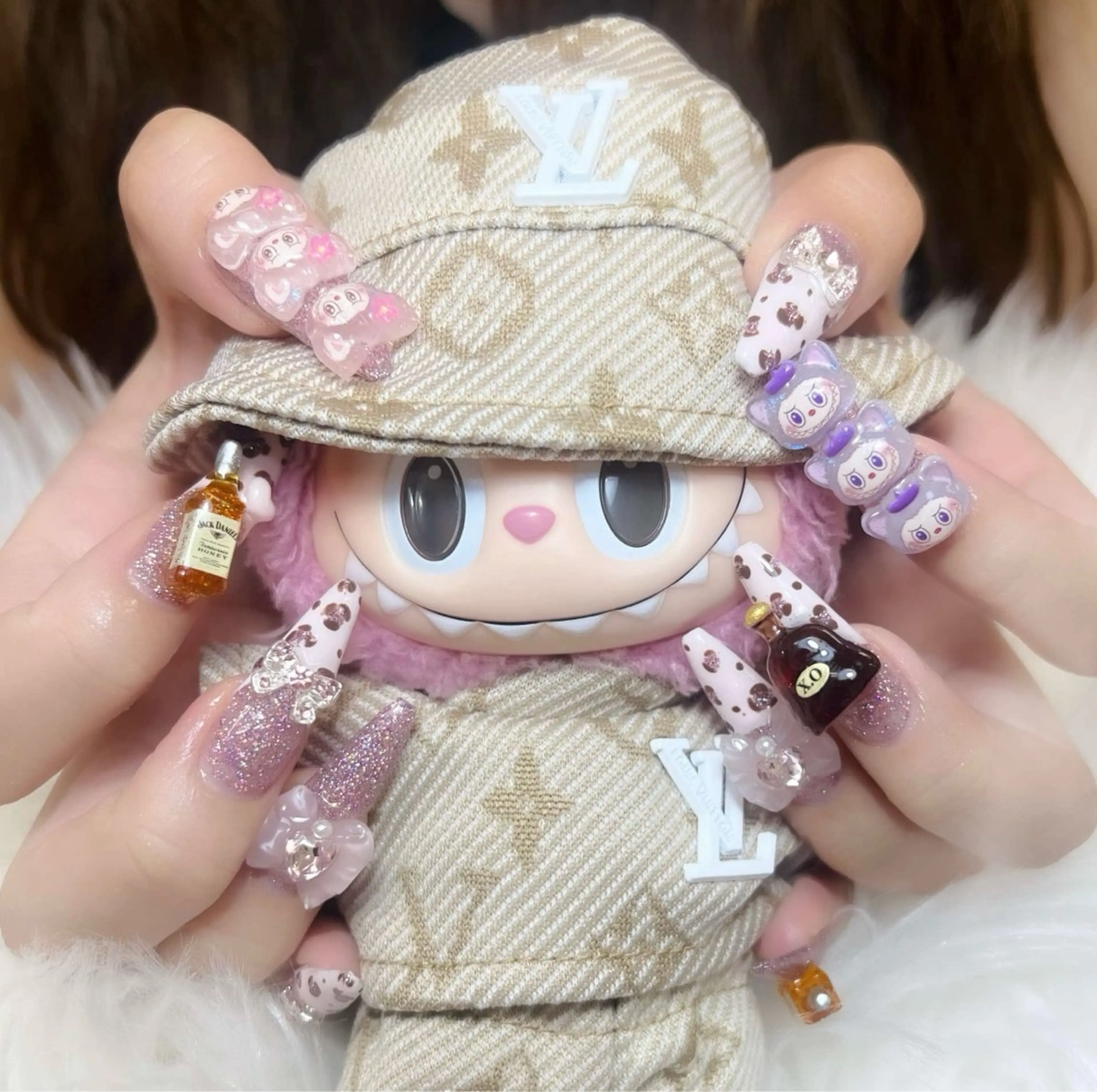 ネイル チークネイル 長さ出し フットネイル マグネットネイル 持ち込み ハンドネイル ANH NAIL ゴテゴテ専門店💎のネイルデザイン