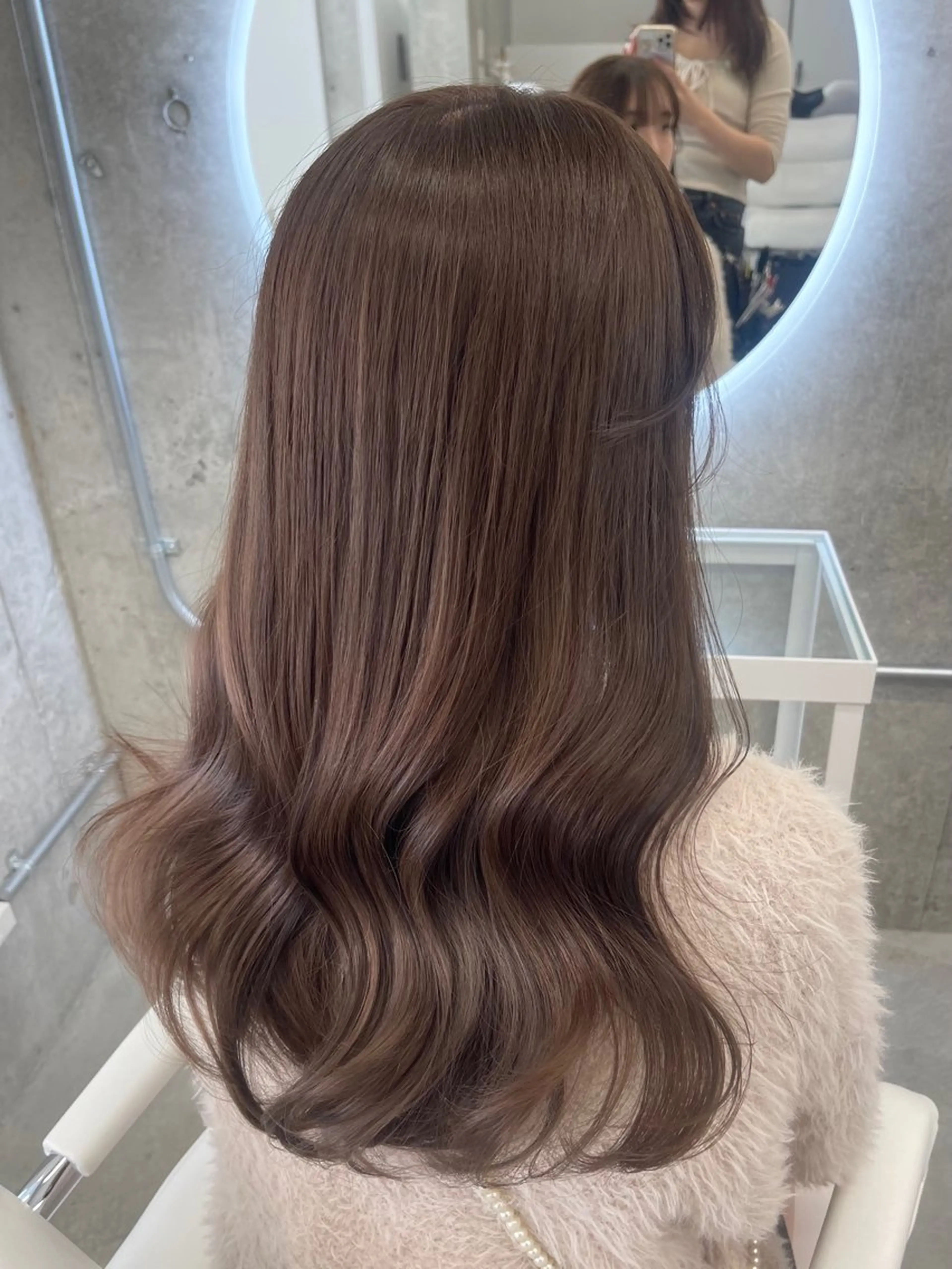 セミロング きなみ いく🎀透明感カラーのヘアスタイル