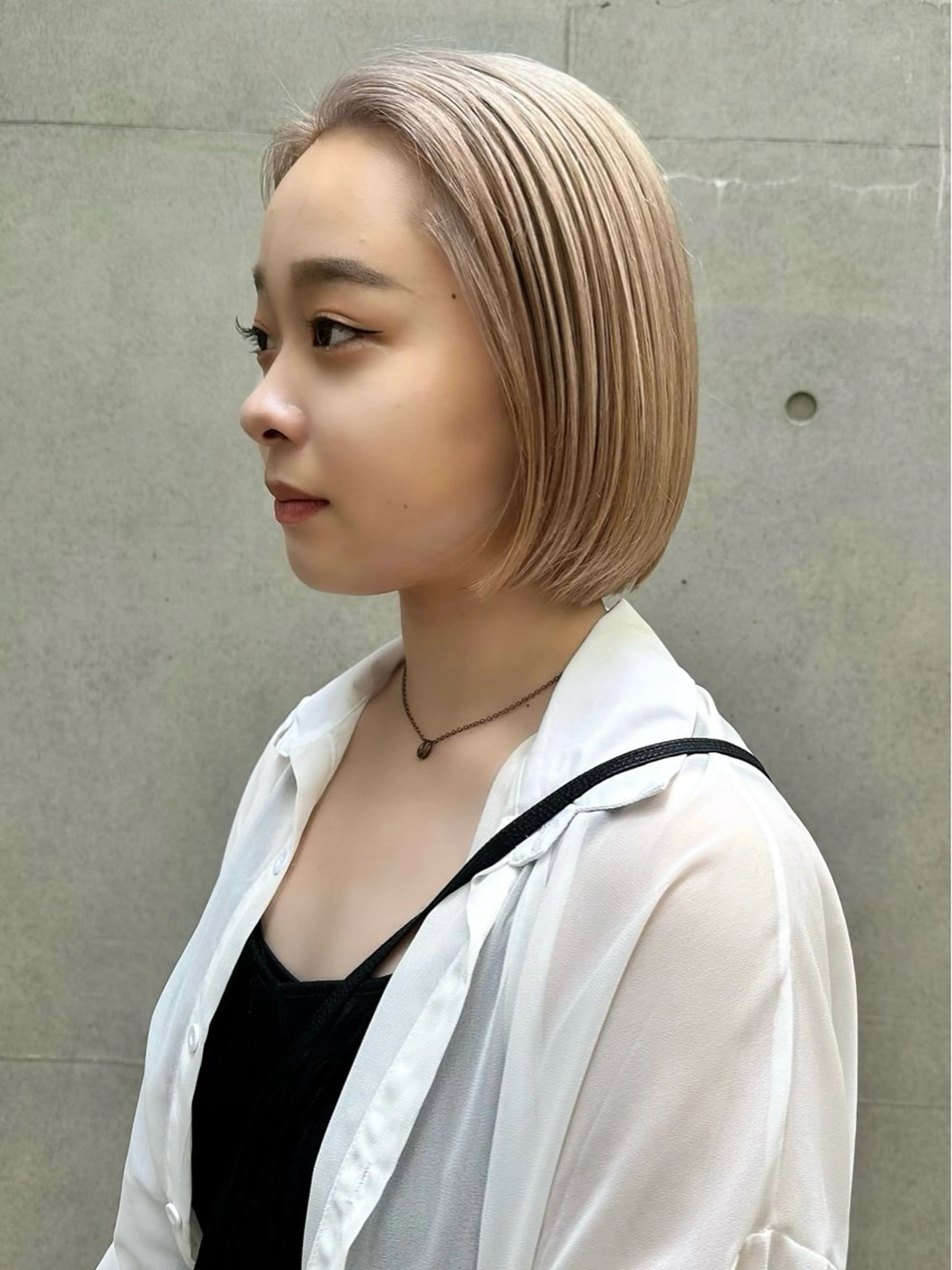 ショート カラー ハイトーンカラー カット ヘアカラー トリートメント 🦋レイヤーカット ミドリカワ🦋のヘアスタイル