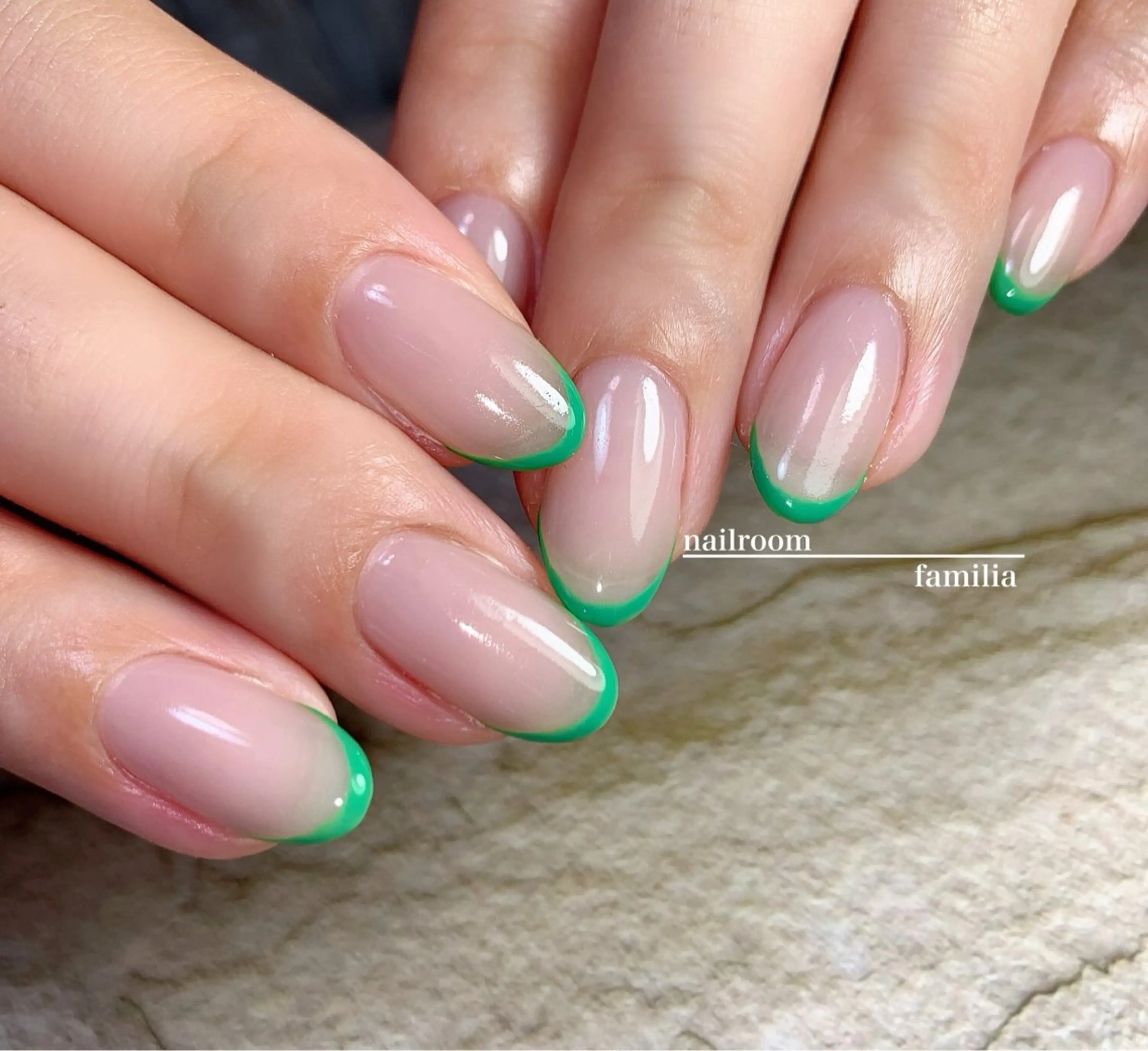 ネイル フレンチネイル -nailroom- familiaのネイルデザイン