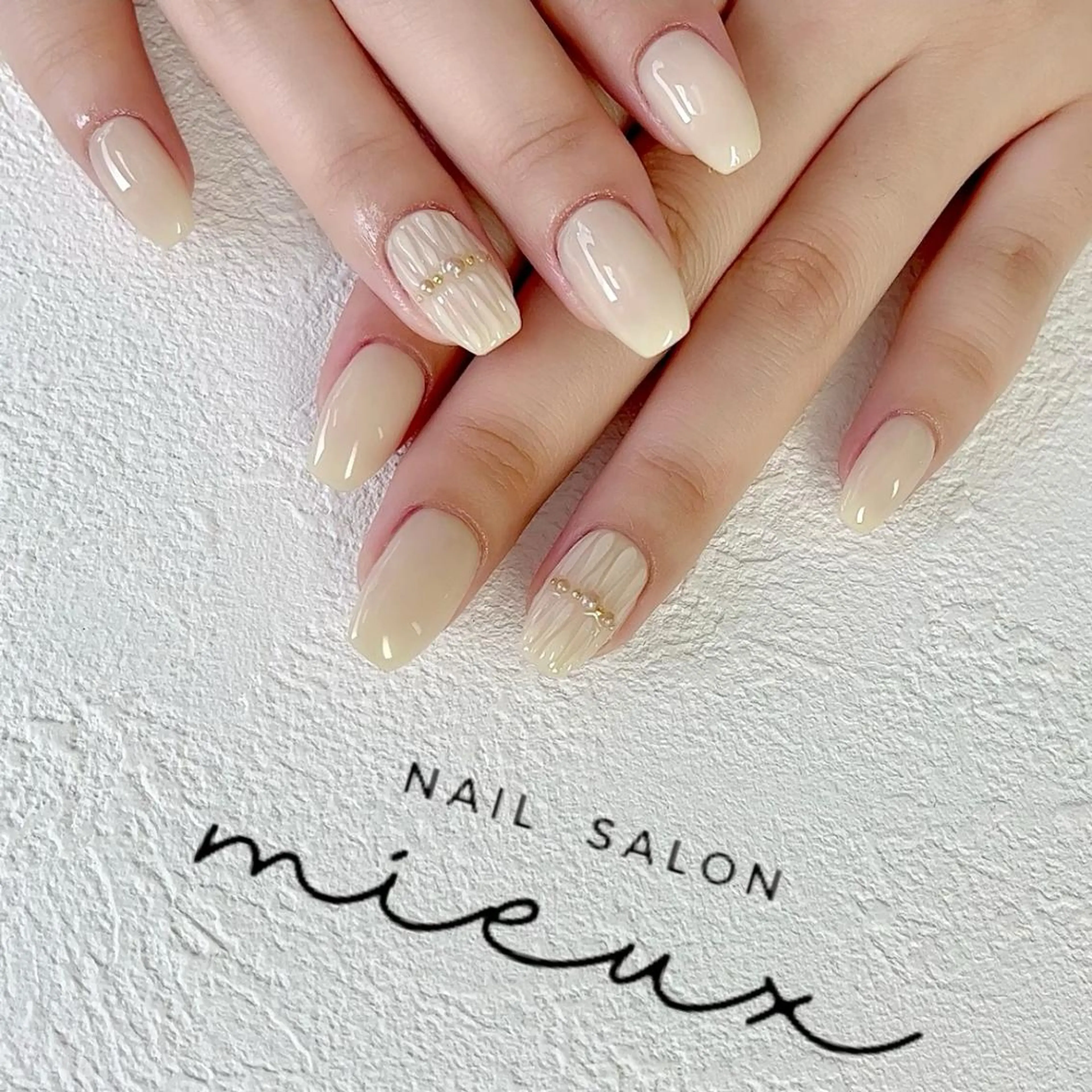 ネイル ハンドネイル nail salon mieux所属・mieux ariiiのネイルデザイン