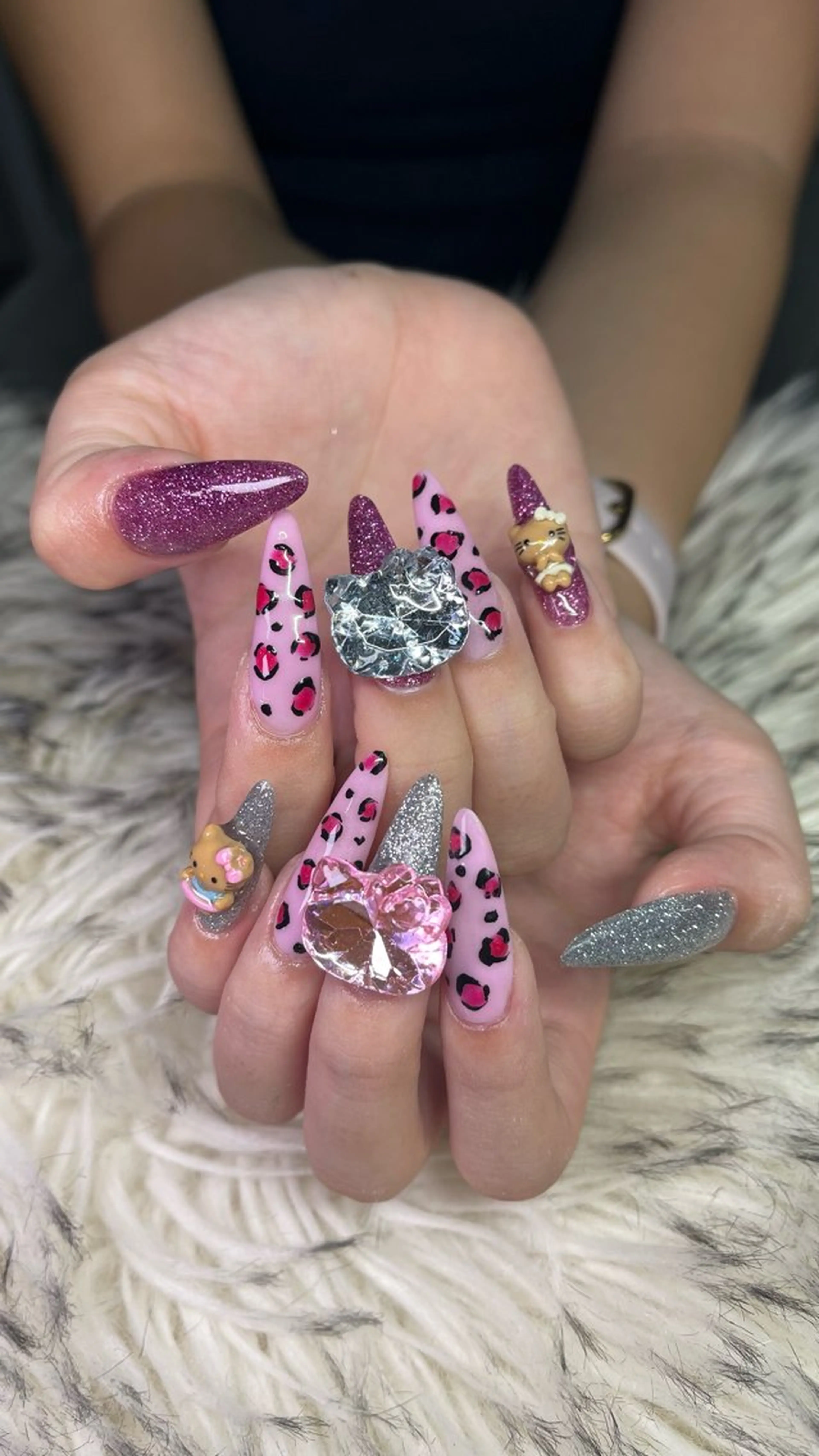 ネイル ハンドネイル NAIL FOCUS Lisaのネイルデザイン