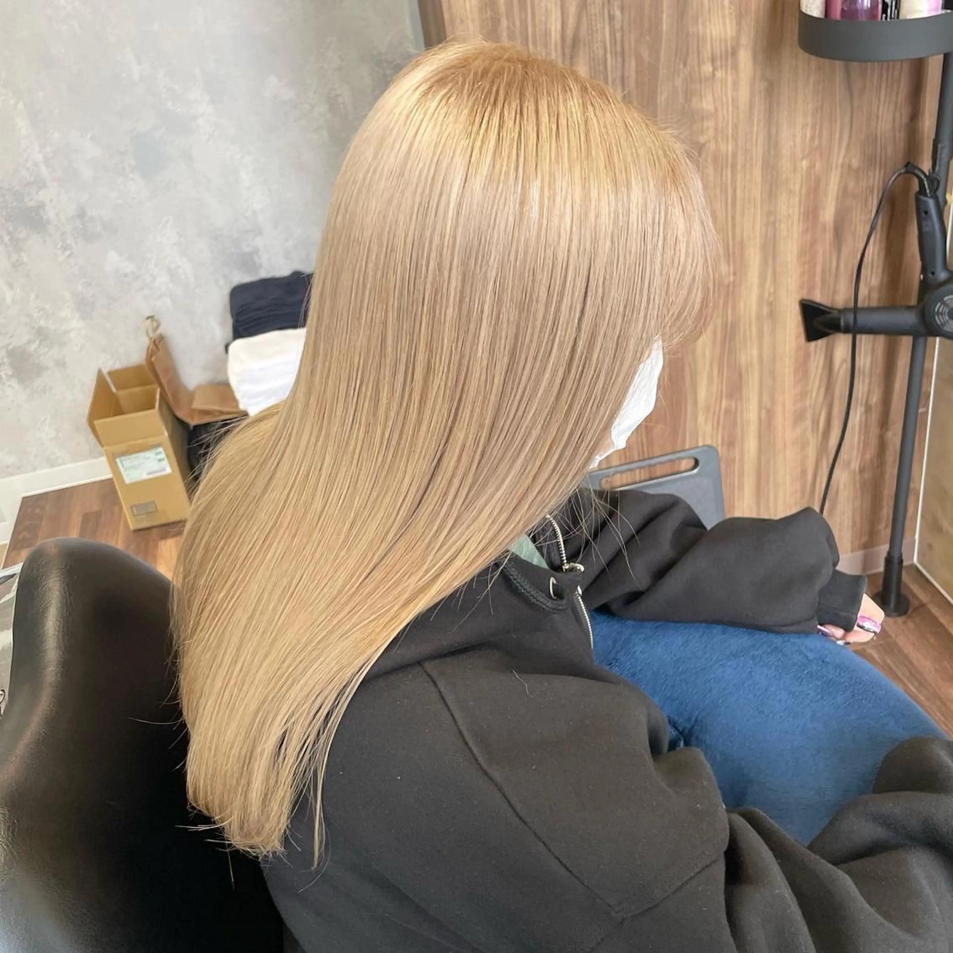 セミロング カラー ヘアカラー トリートメント Lull (シェアサロンReco VIProom)所属・Lull1人美容室 バレイヤージュのヘアスタイル