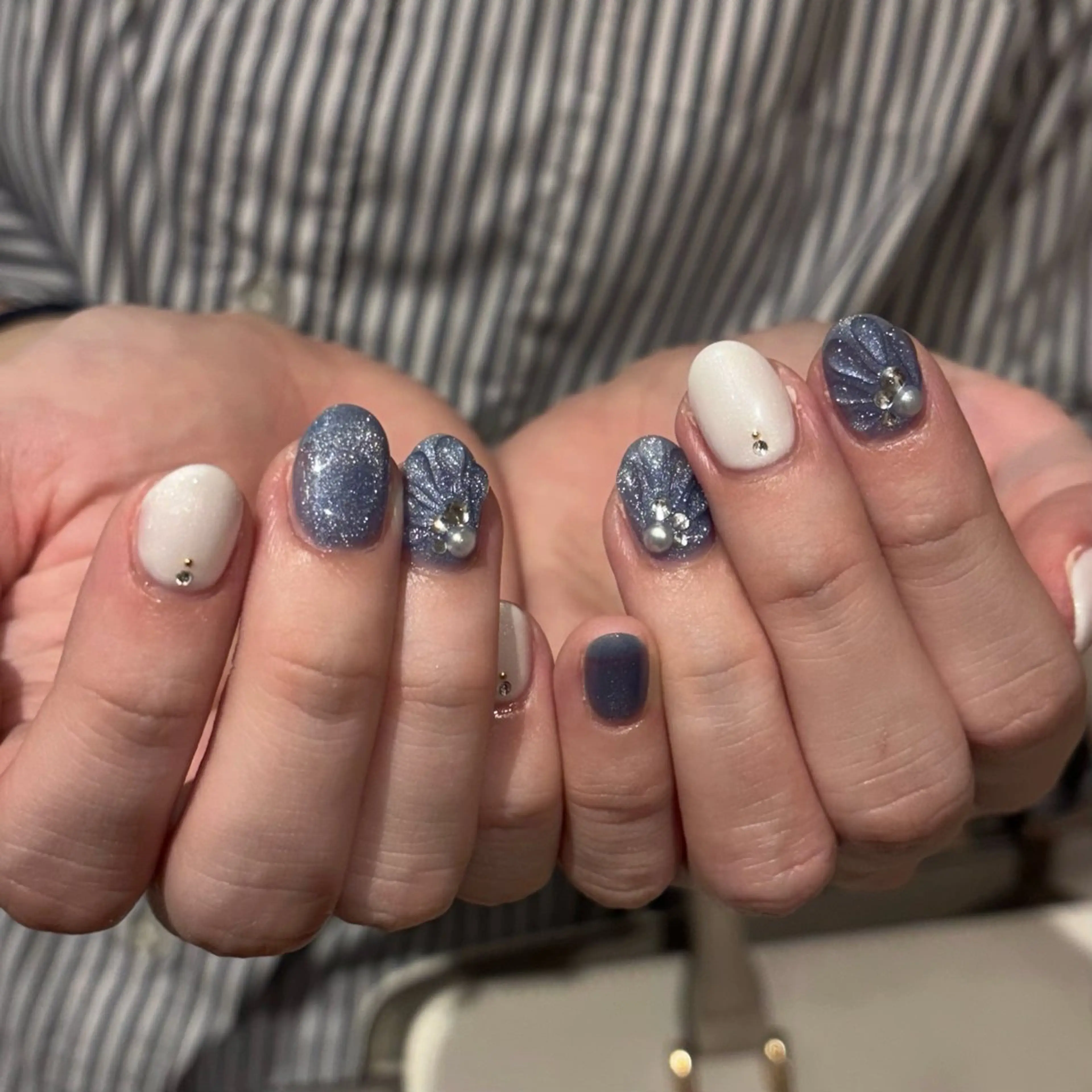 ネイル アートネイル ブルー クリアネイル ジェルネイル ラメ(グリッター) ハンドネイル Bianca名駅店 安田のネイルデザイン