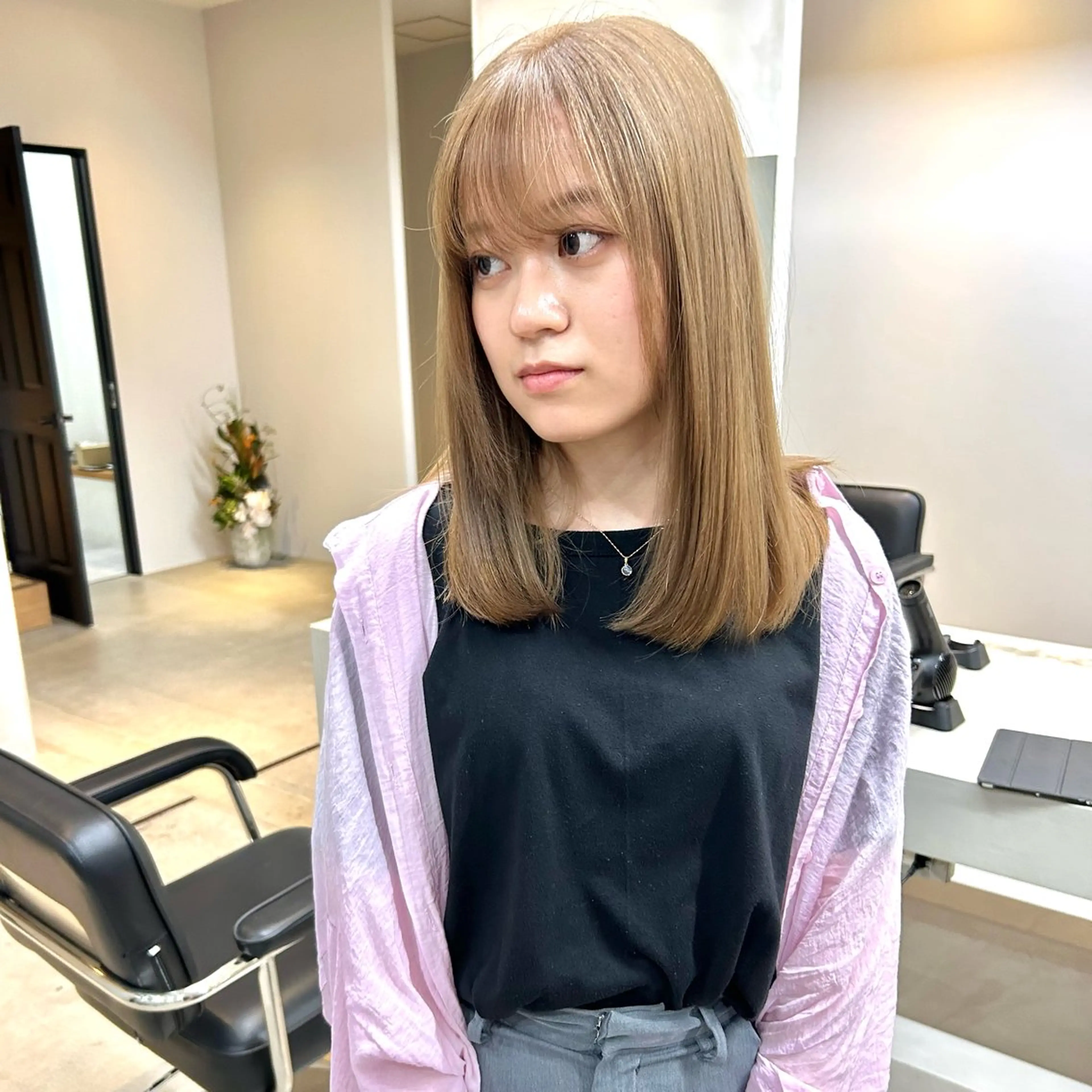 ミディアム カラー ヘアカラー トリートメント mood tatemachiのヘアスタイル
