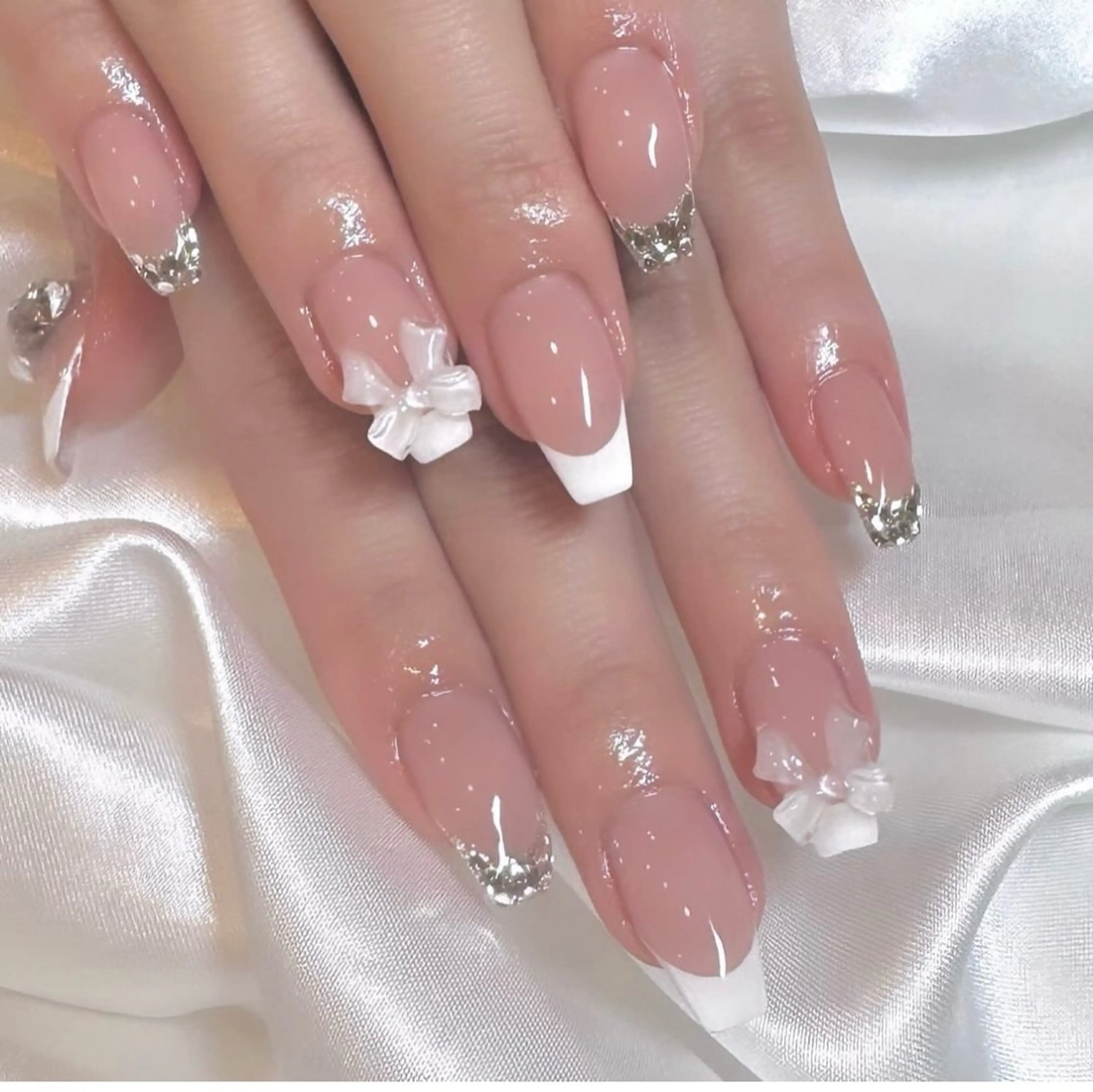 フレンチネイル💅(オフ込み)の写真