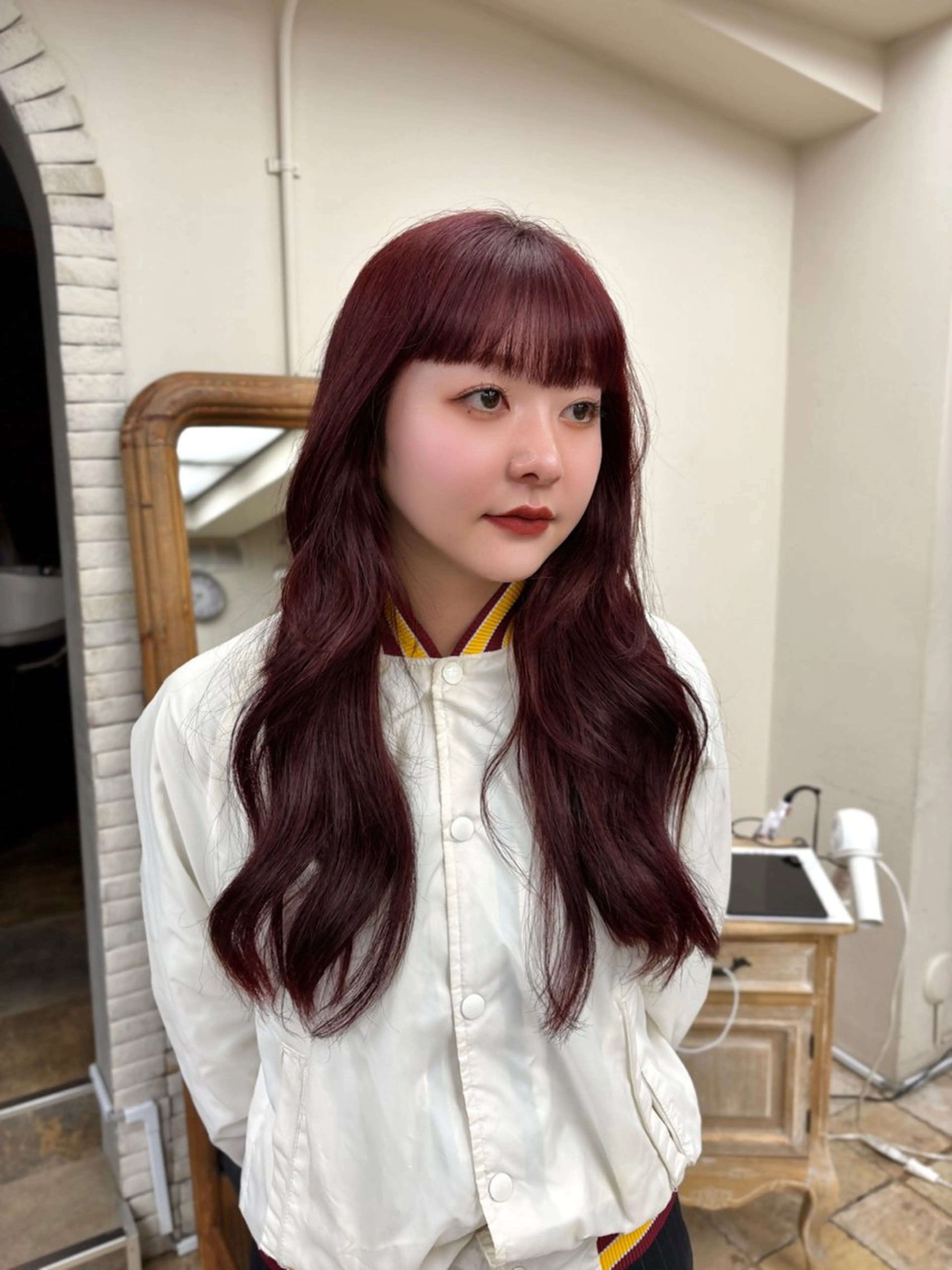 ロング カラー Gigi 代々木所属・りこ 🐈‍⬛韓国艶カラーのヘアスタイル