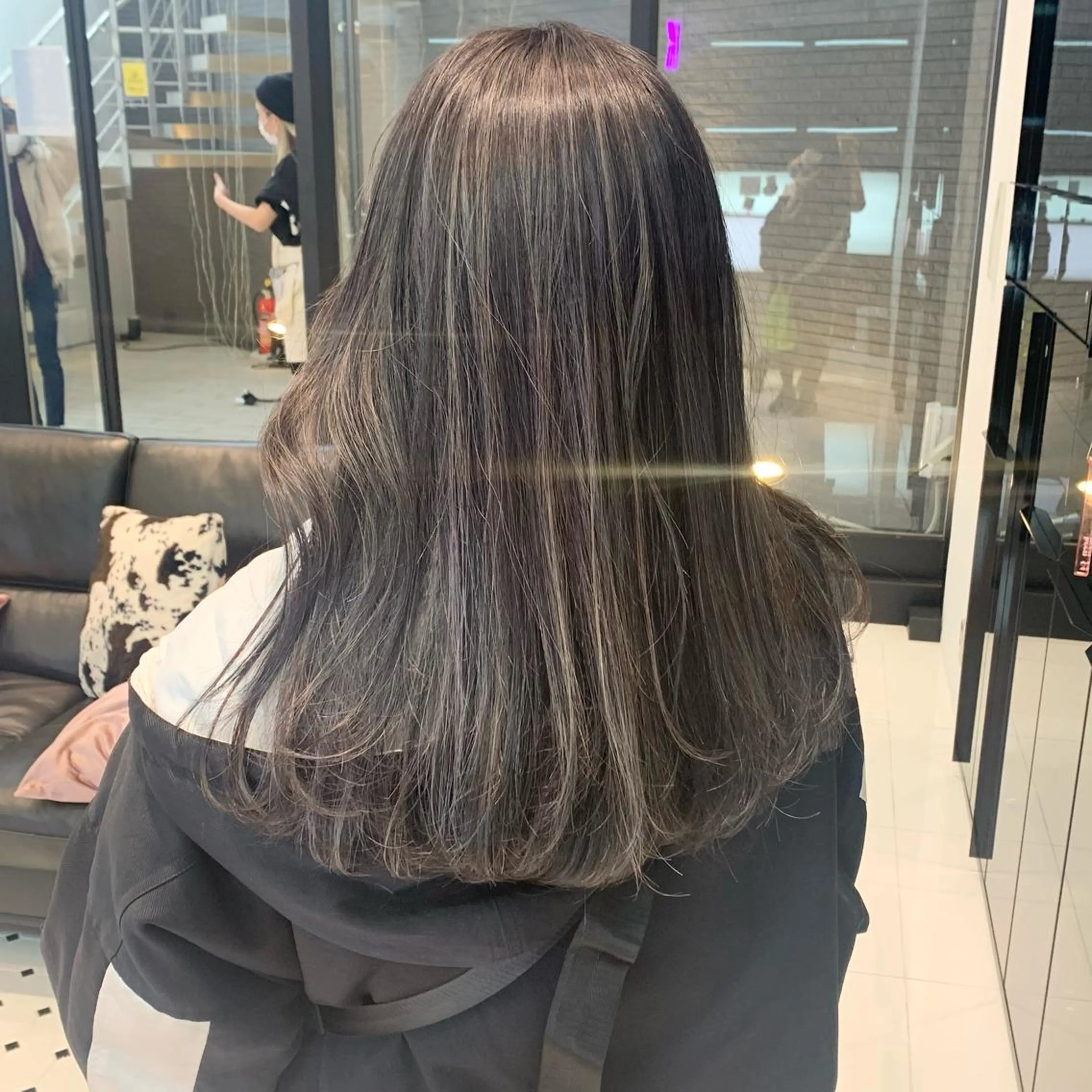 セミロング カラー ハイライトカラー ハイライト ハッシュカット/ハイ トーン/MANAMIのヘアスタイル