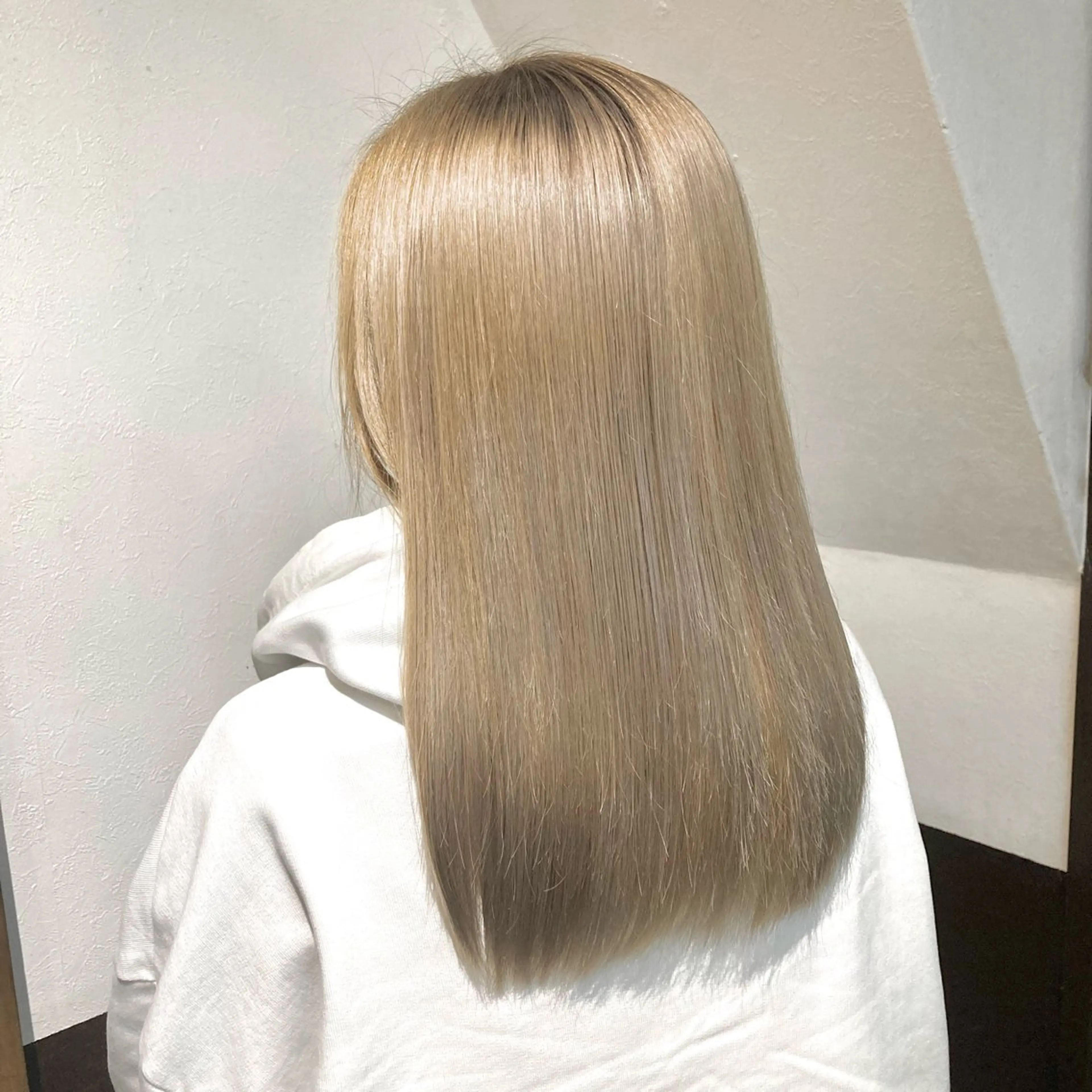 セミロング カラー hair salon mtm所属・🕊mtm🫧梅田/ 定額制/透明感/艶髪のヘアスタイル