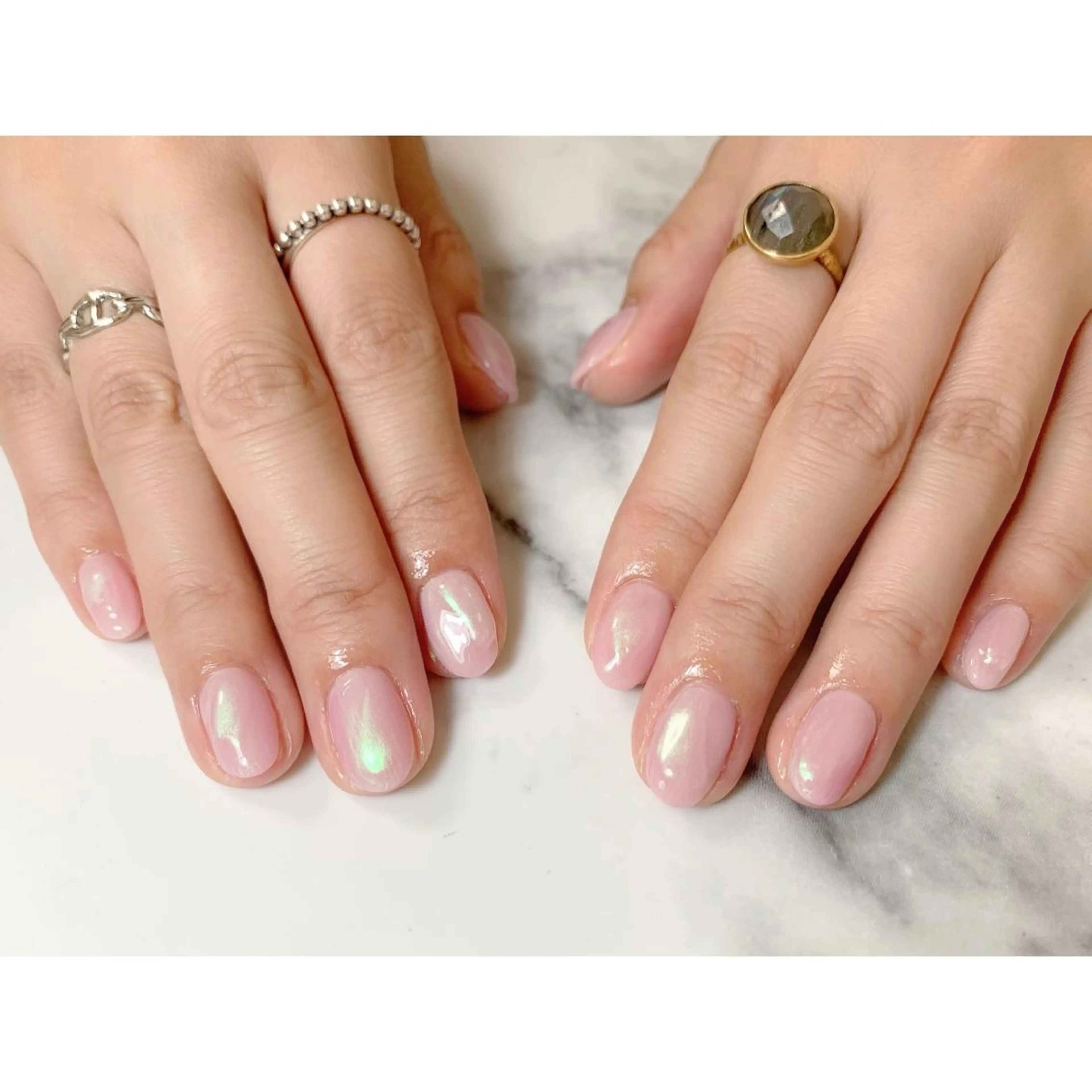 ネイル オーロラネイル nailsalon maluriのネイルデザイン