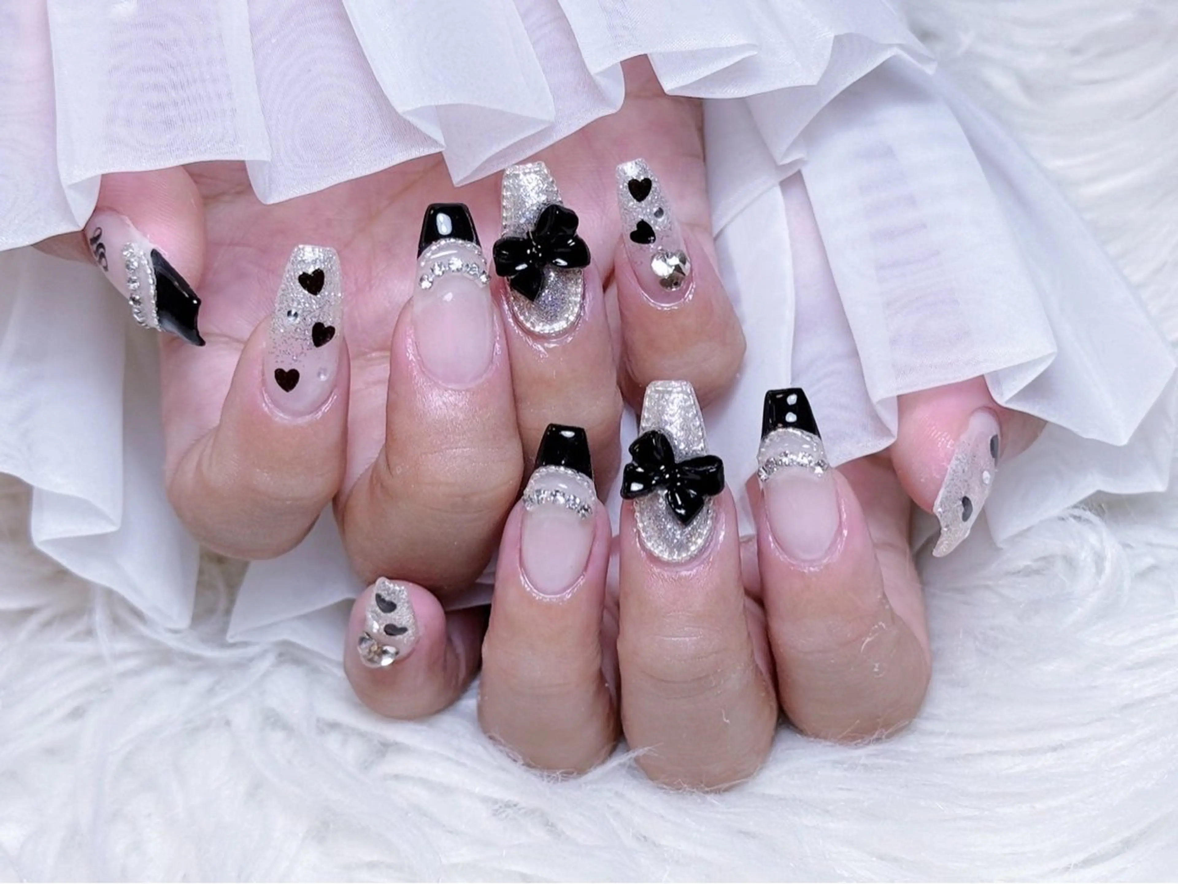ネイル ハンドネイル 🌈Yun nail hyejin💋のネイルデザイン