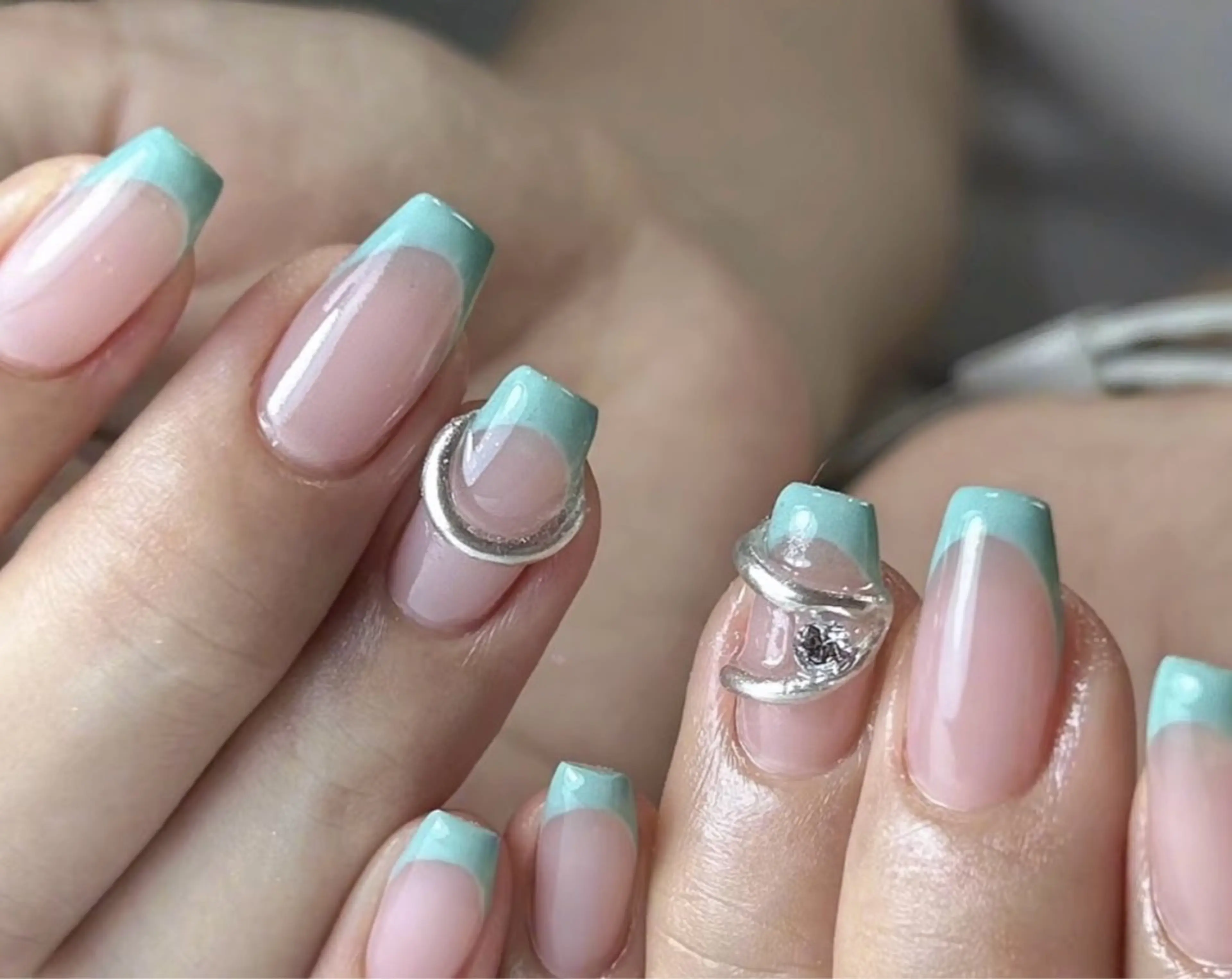 ネイル ハンドネイル CoCo NailsbyTのネイルデザイン