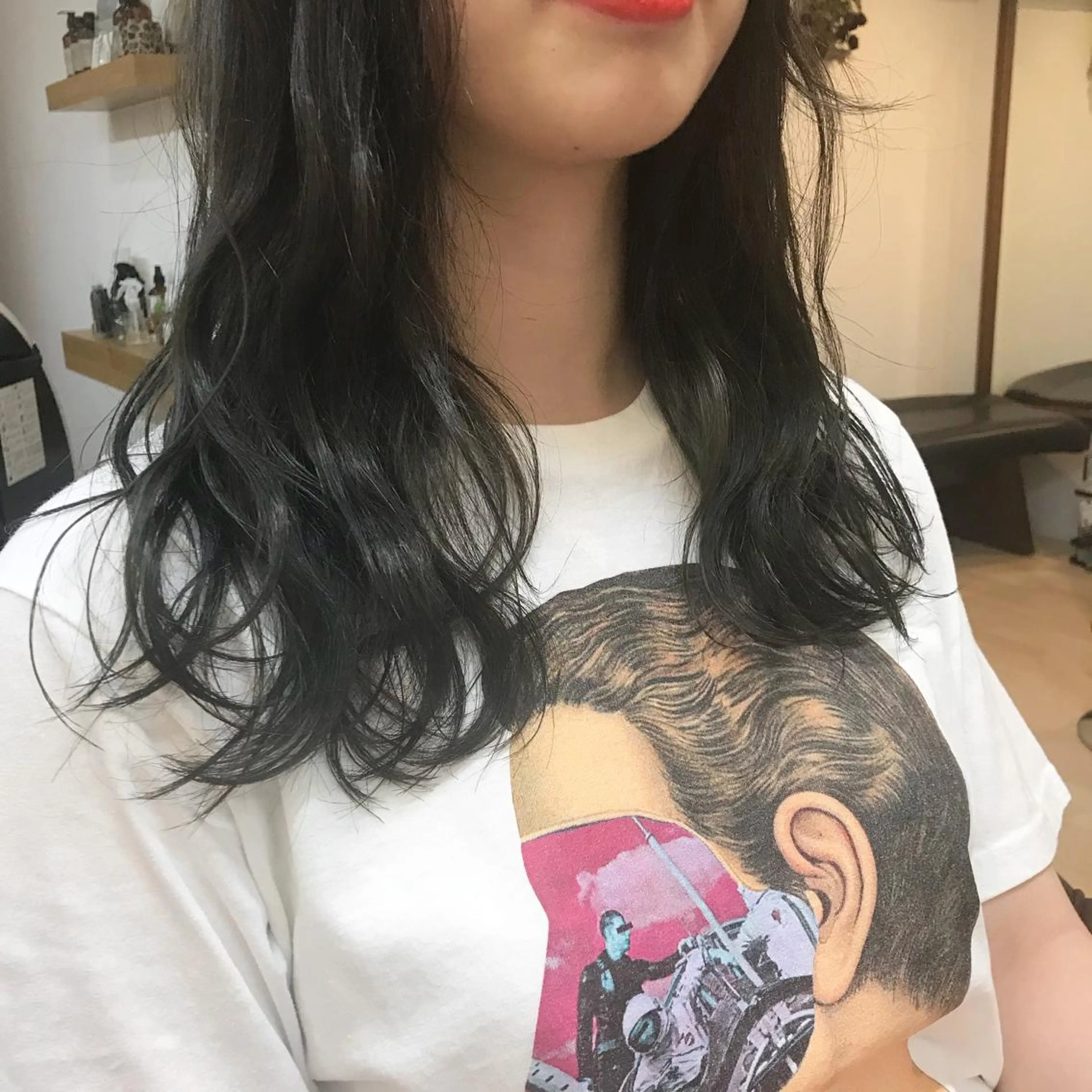 ロング カラー 黒髪 ブルーカラー ブルーブラック Click所属・クニモトハルナ ボブ/柔らかカラーのヘアスタイル