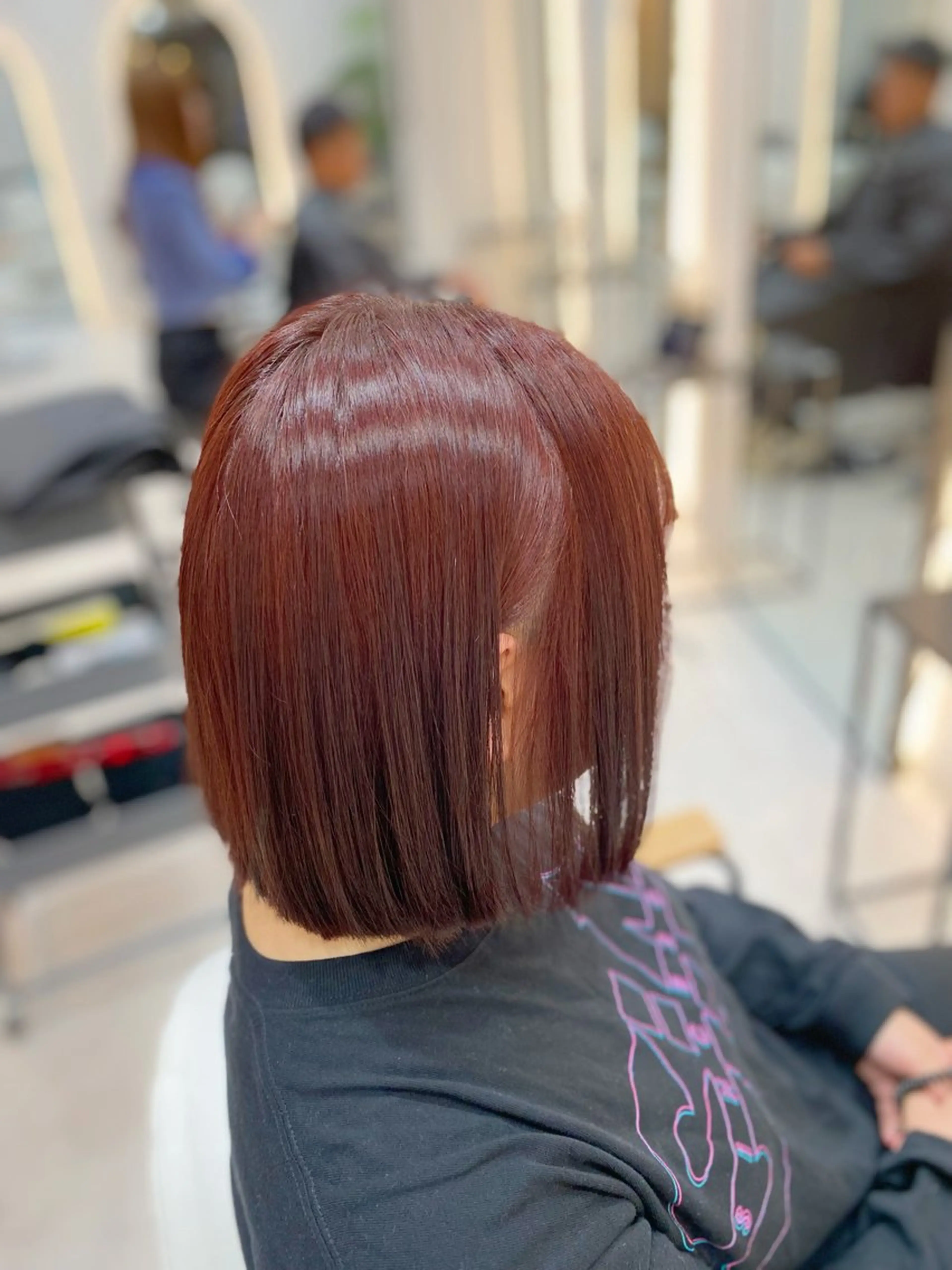 ショート カラー ブリーチ ダブルカラー ブリーチなしカラー カット ヘアカラー トリートメント 艶髪・透明感カラー・ 韓国ヘア・Yuriのヘアスタイル