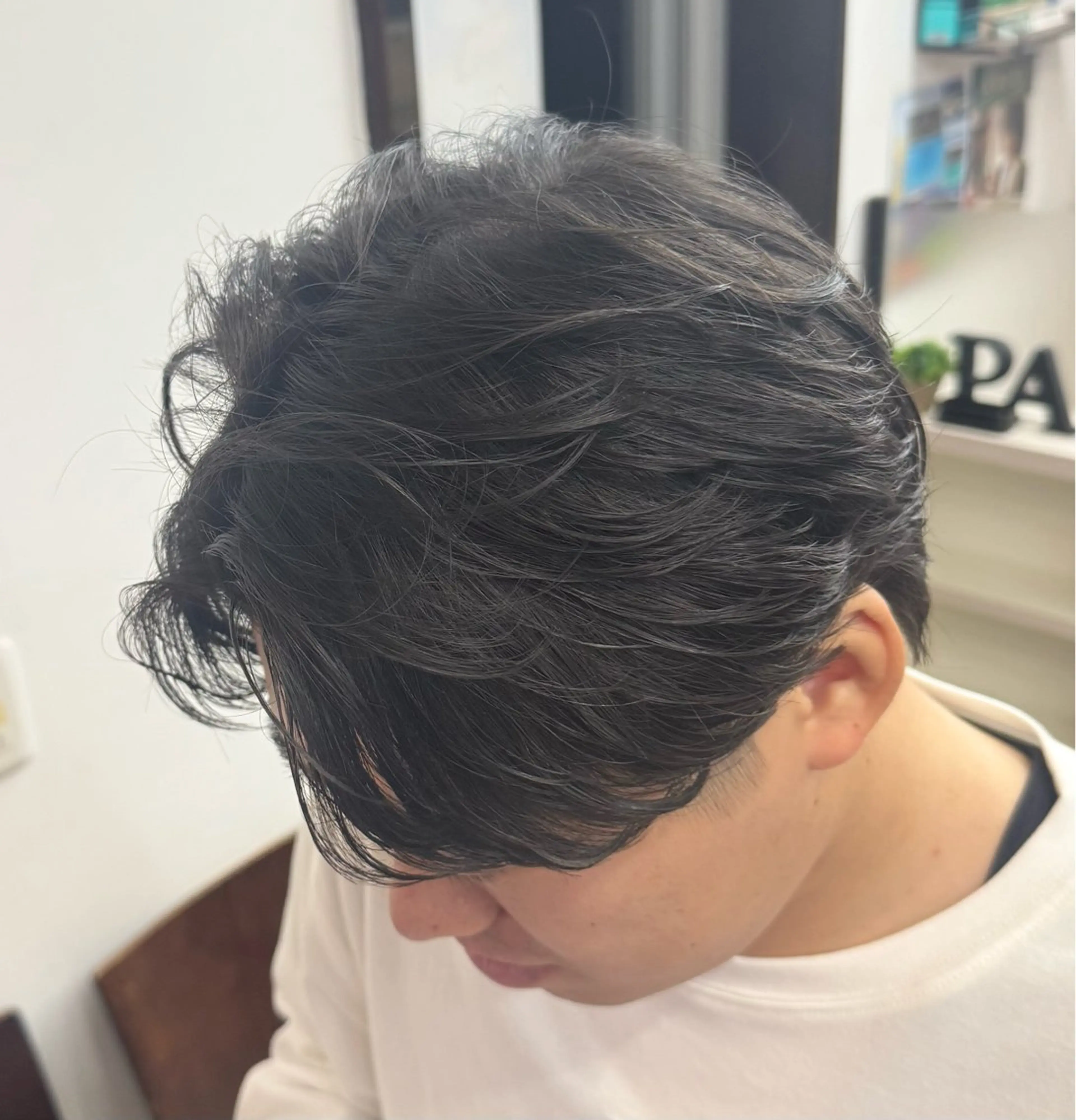 ミディアム メンズ ミディアムパーマ フェザーパーマ メンズパーマ カット パーマ 焼津メンズパーマ特化 大石雄生のヘアスタイル