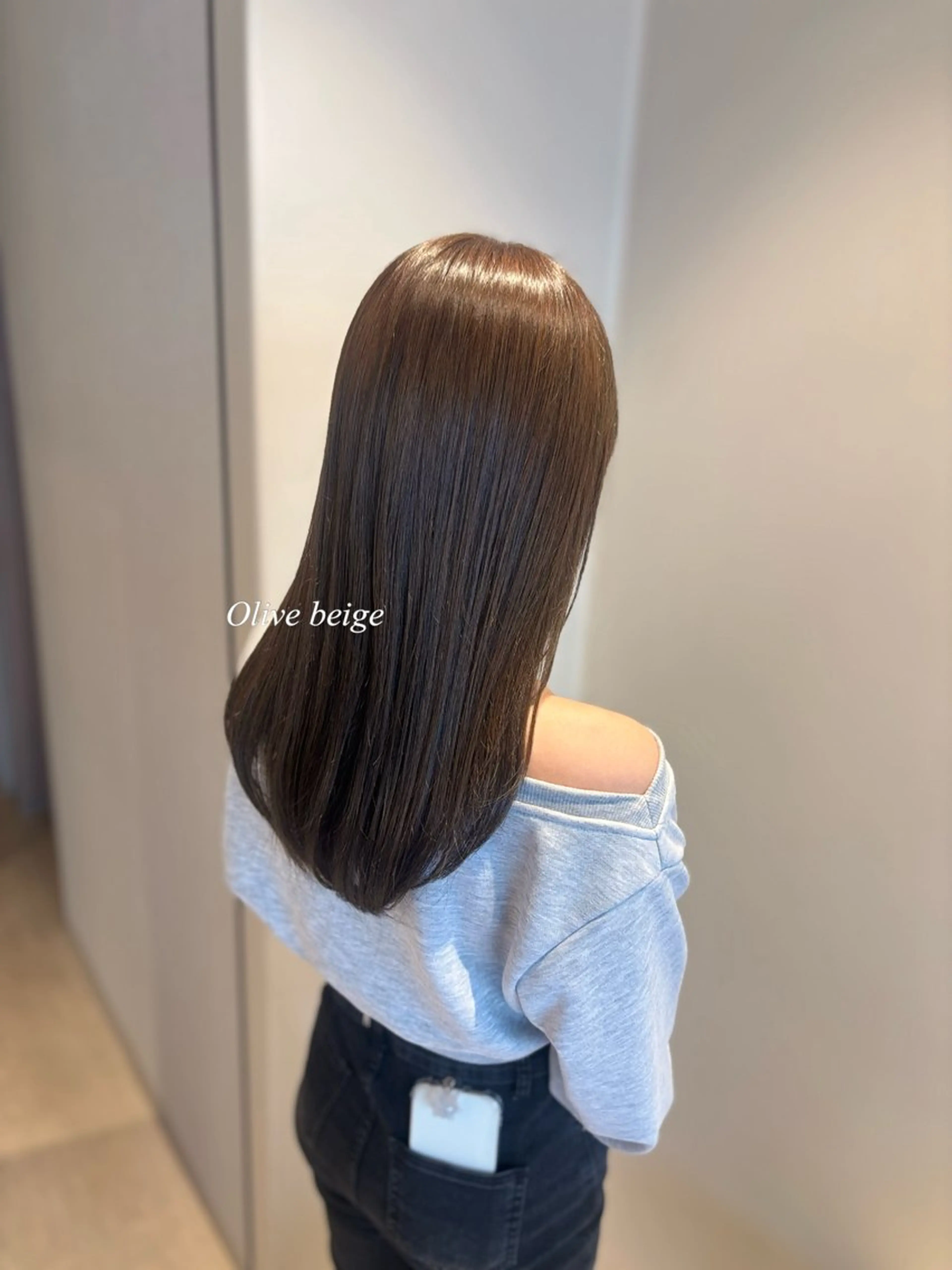 セミロング カラー 髪質改善カラー ベージュ🤎YUMEのヘアスタイル