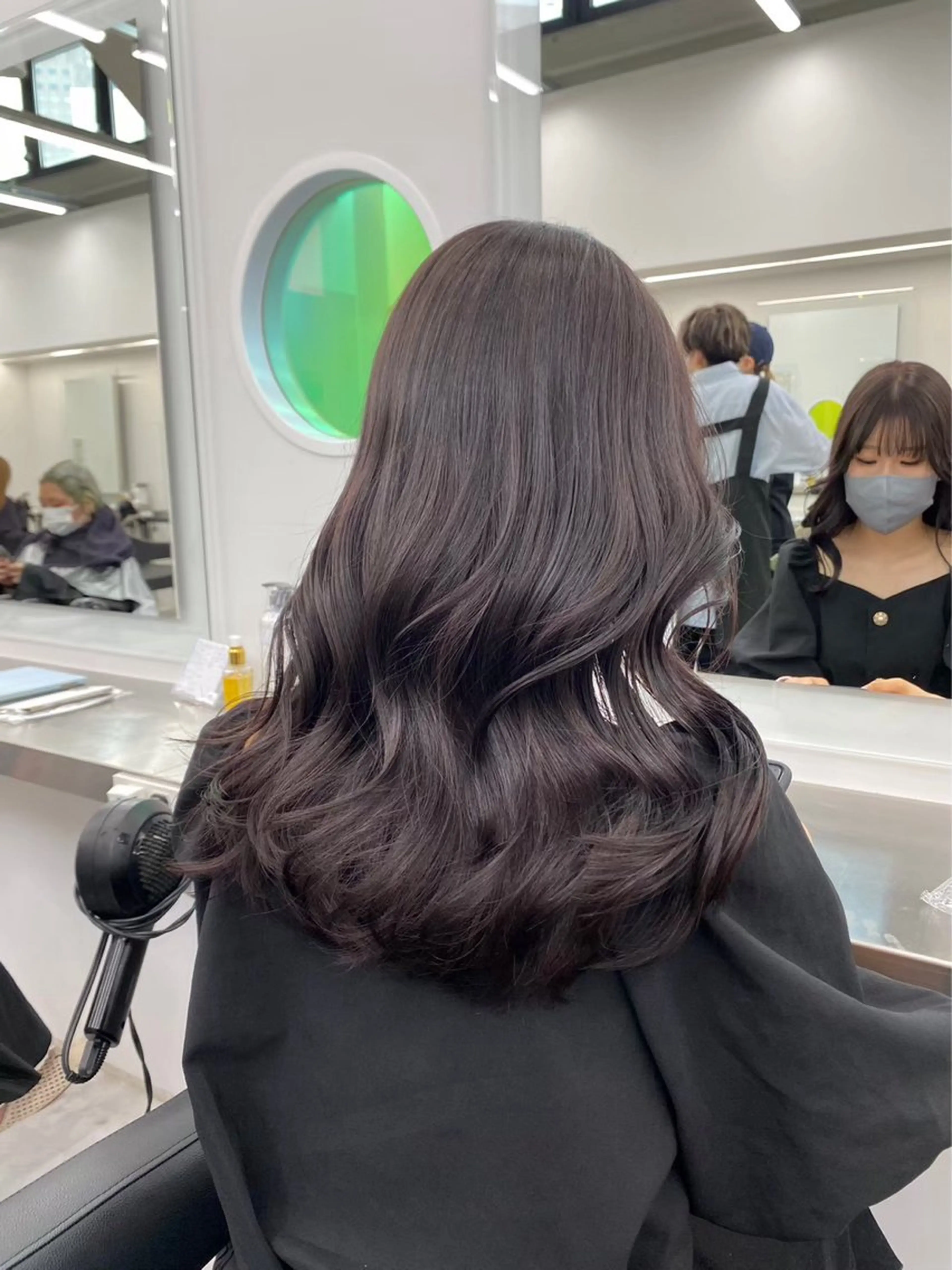 セミロング ♡透明感カラーの 達人♡のヘアスタイル