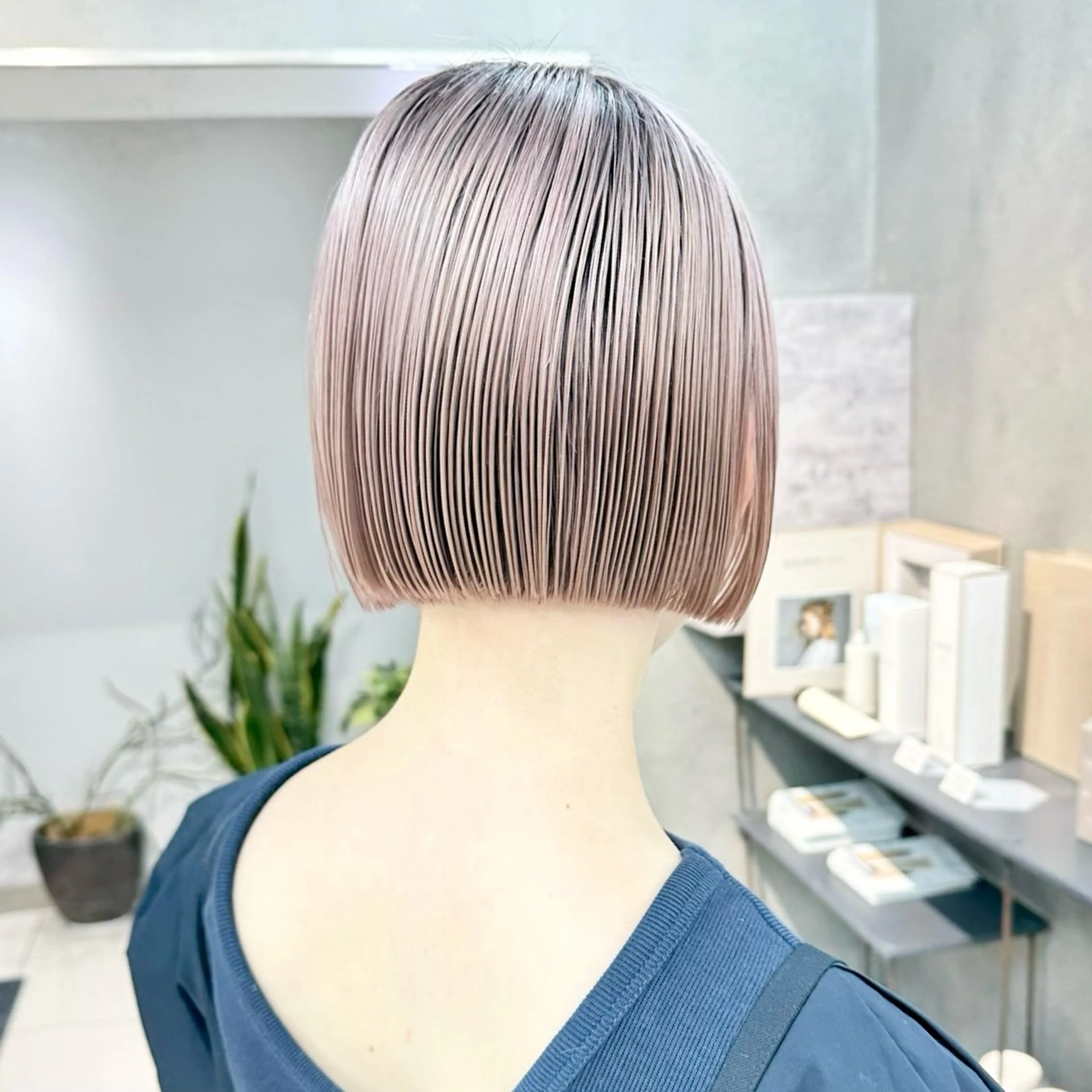 ショート カラー ヘアカラー 透け感カラー 🌱いわさきのヘアスタイル
