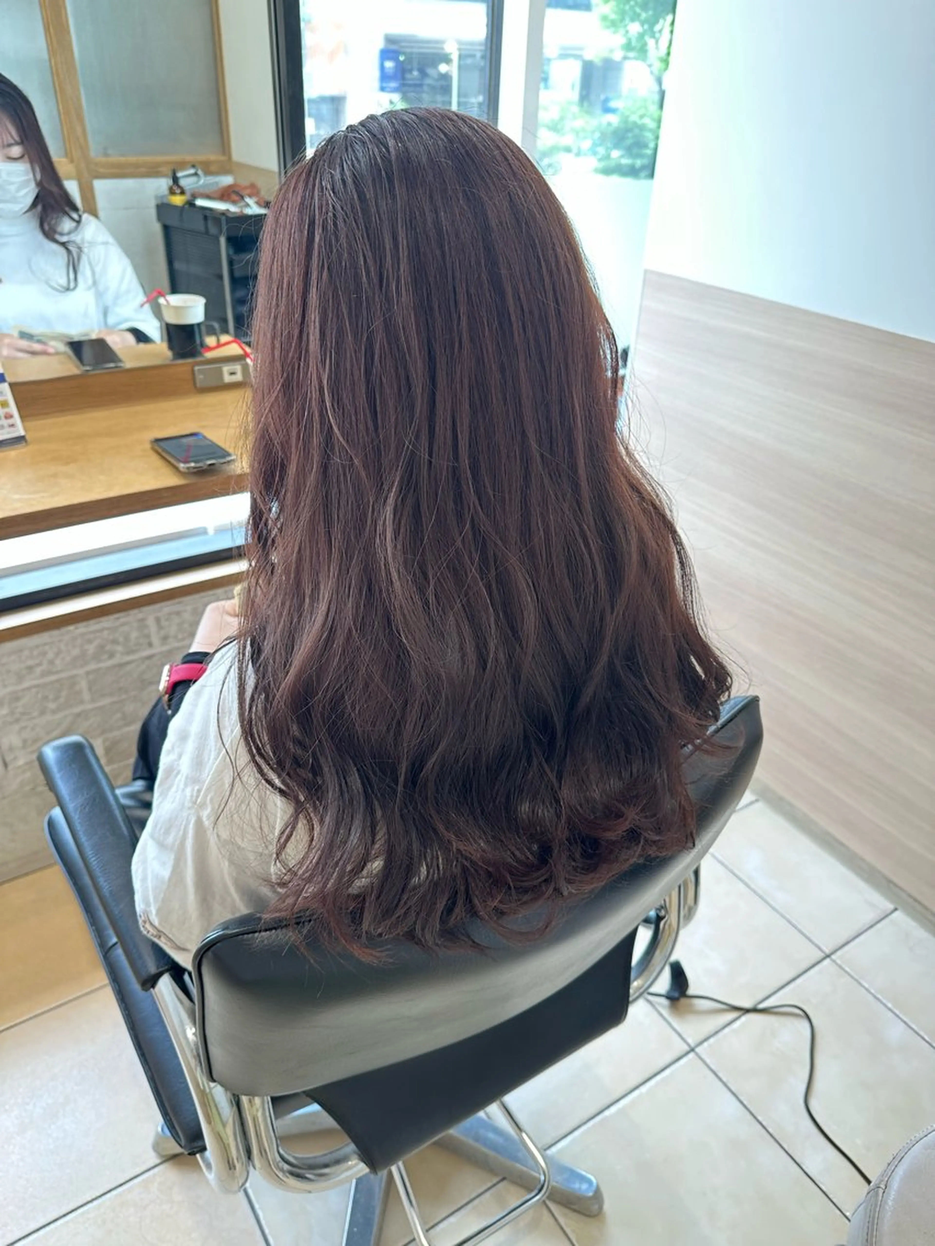 ロング カラー ブリーチ ブラウンカラー ハイライトカラー モカブラウン ナチュラルブラウン カット ヘアカラー GO TODAY SHAiRE SALON所属・天野 瑠真のヘアスタイル
