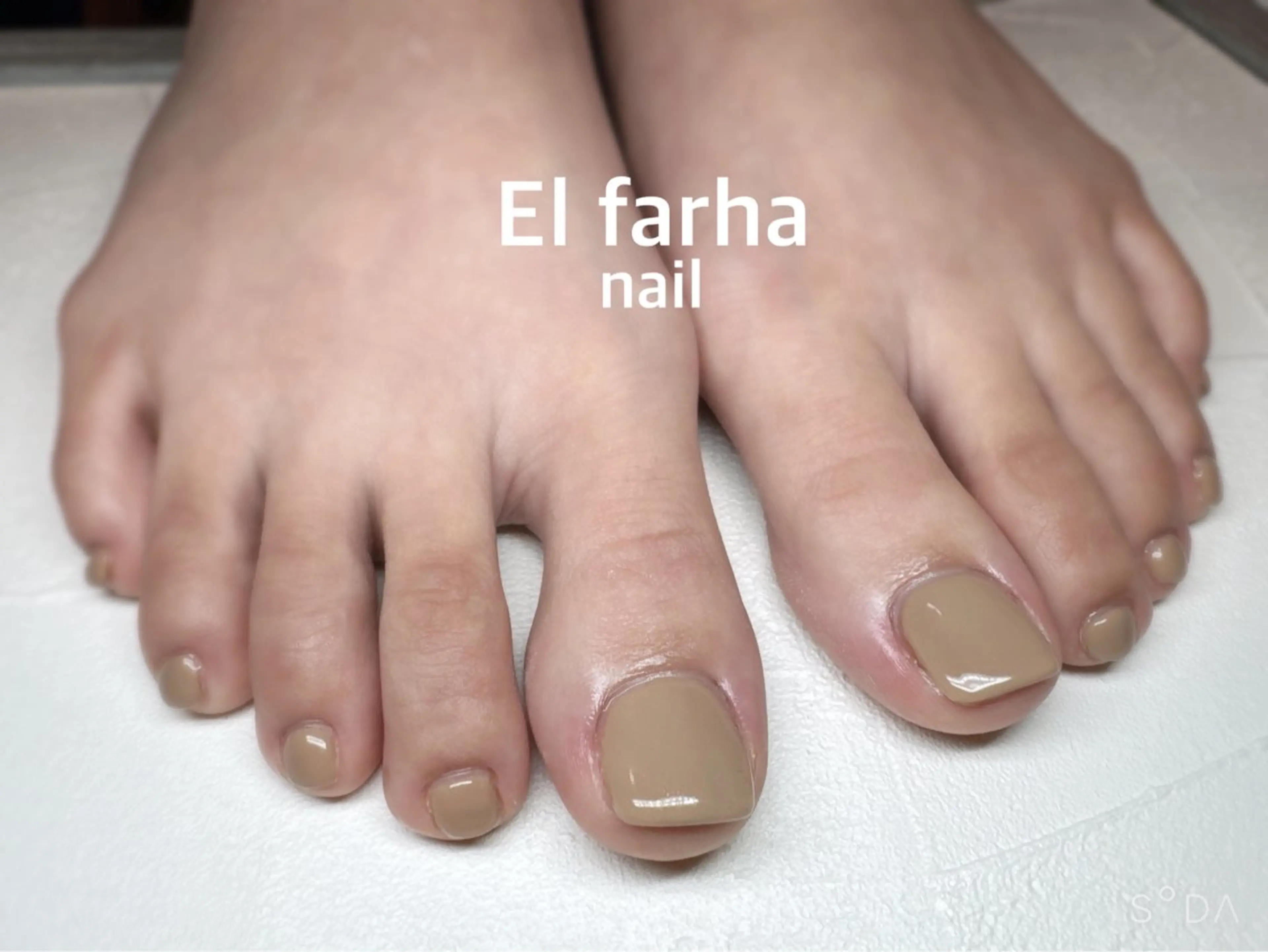 ネイル フットネイル El  Farha nailのネイルデザイン